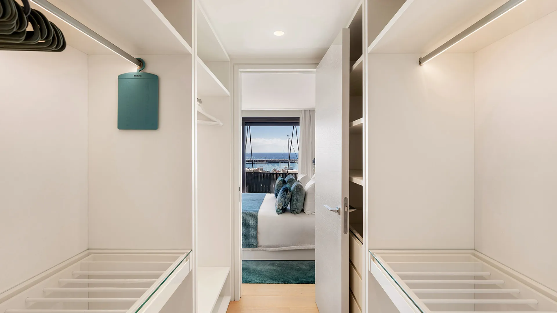 For sale Marbella - Puerto Banus 3 bedrooms penthouse