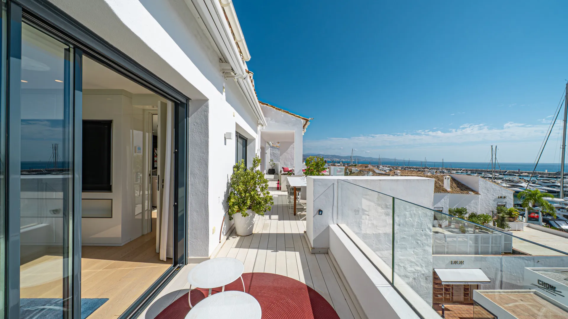 For sale Marbella - Puerto Banus 3 bedrooms penthouse