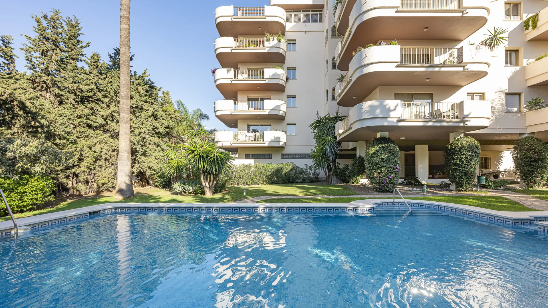 Apartamento con 2 dormitorios en venta en Zona Casino