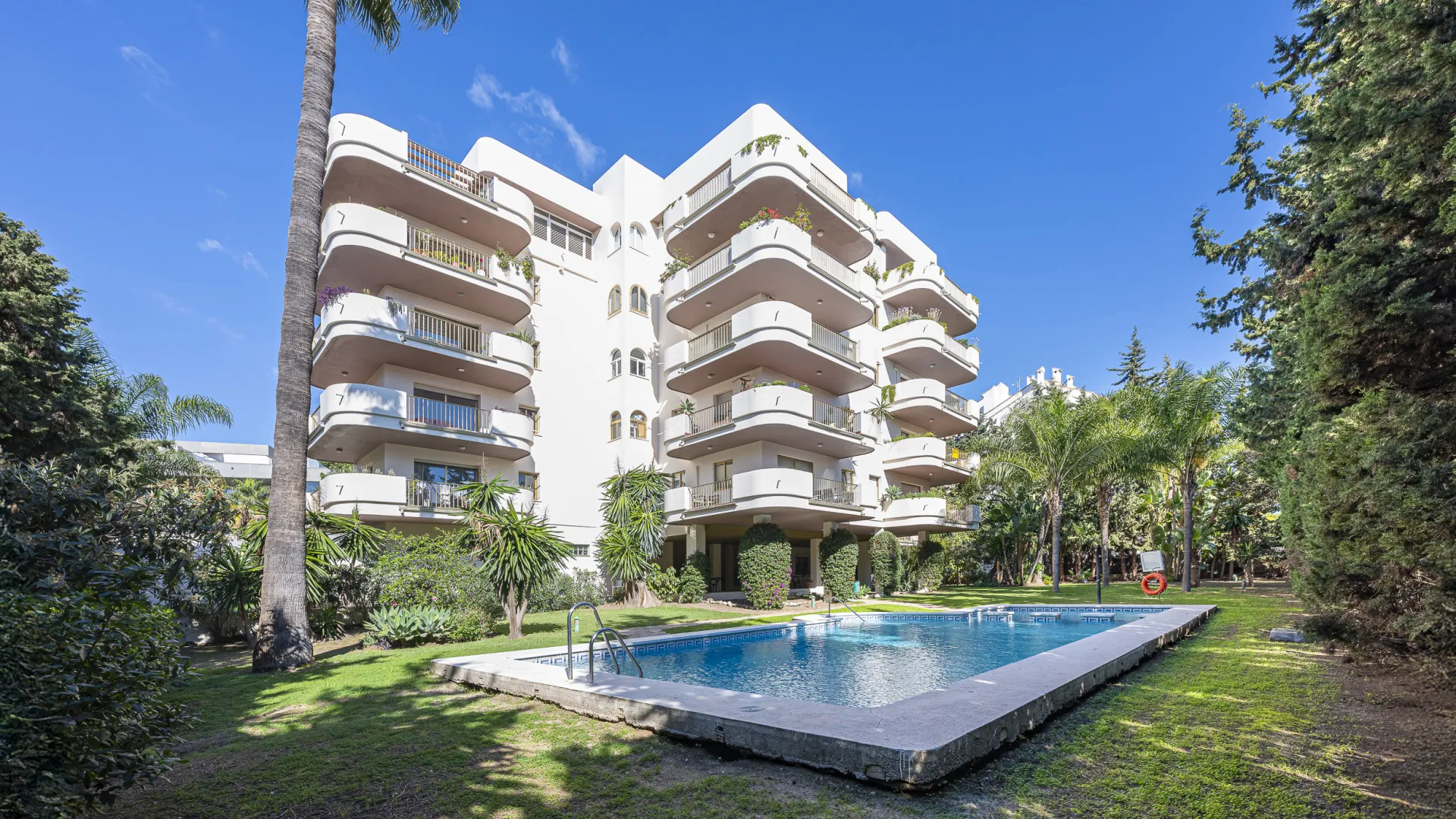 Apartamento con 2 dormitorios en venta en Zona Casino