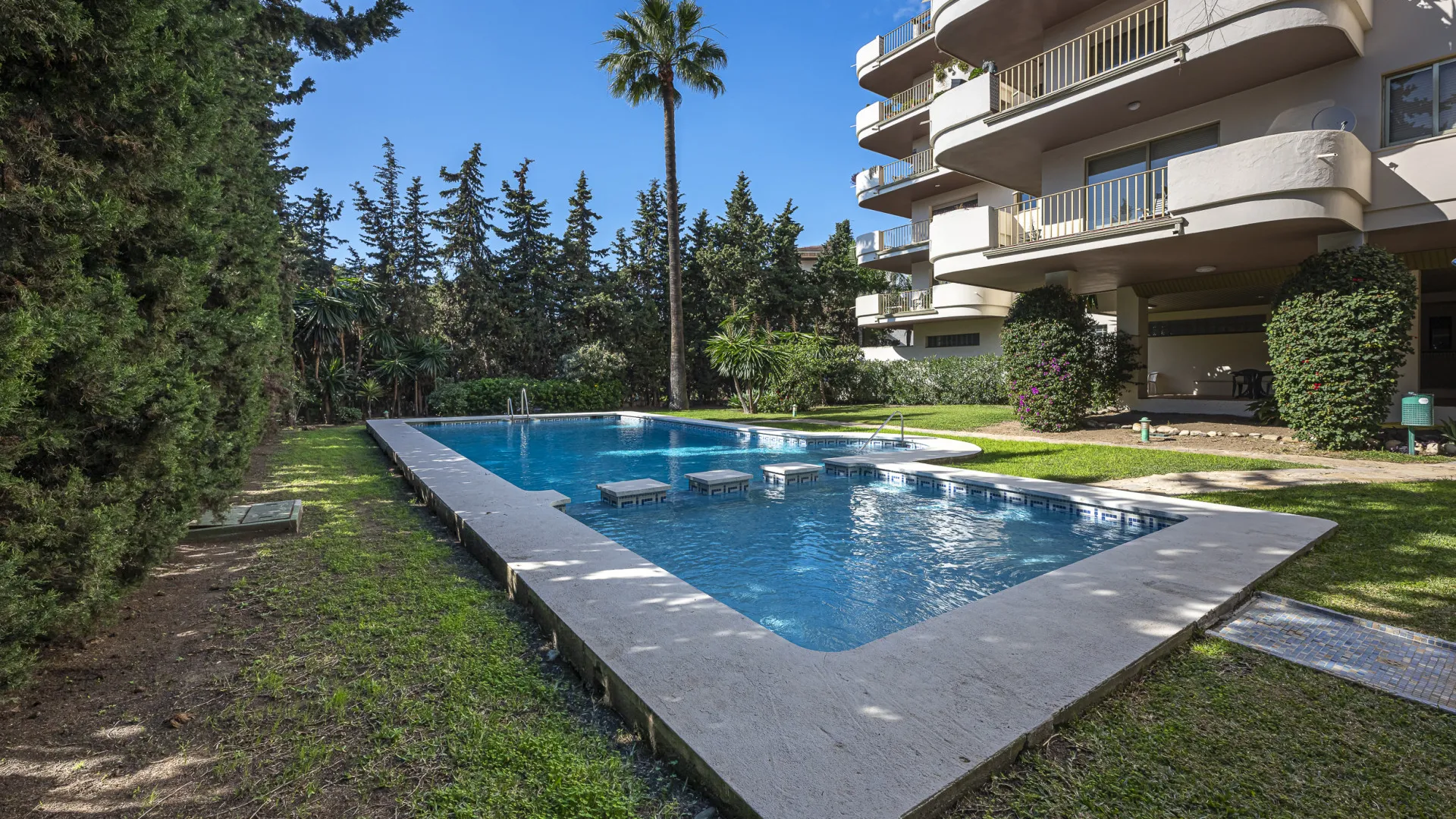 Apartamento con 2 dormitorios en venta en Zona Casino