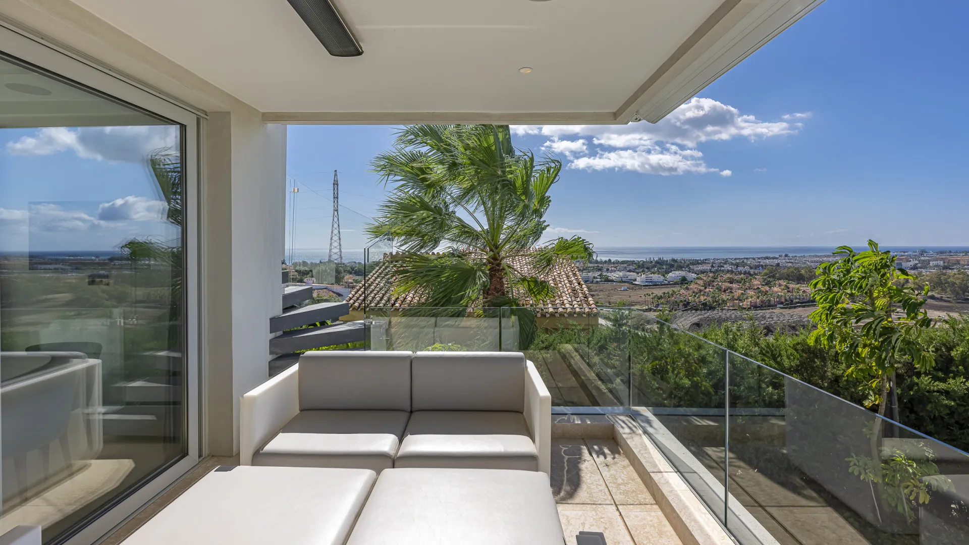 Villa a la venta de 5 dormitorios en Nueva Andalucia