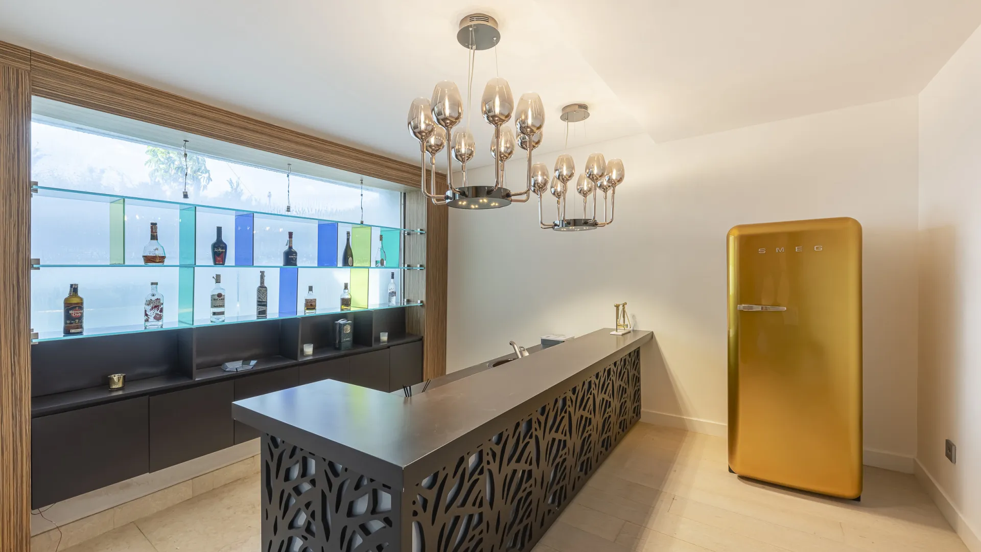 Villa a la venta de 5 dormitorios en Nueva Andalucia