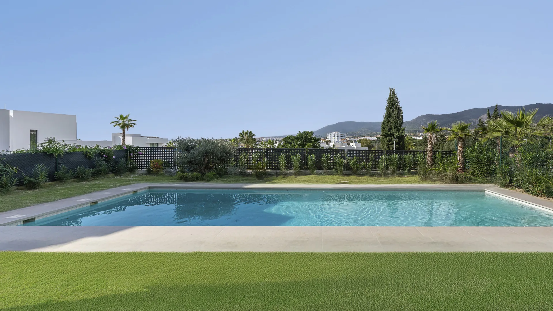 La Finca de Marbella 4 bedrooms villa for sale