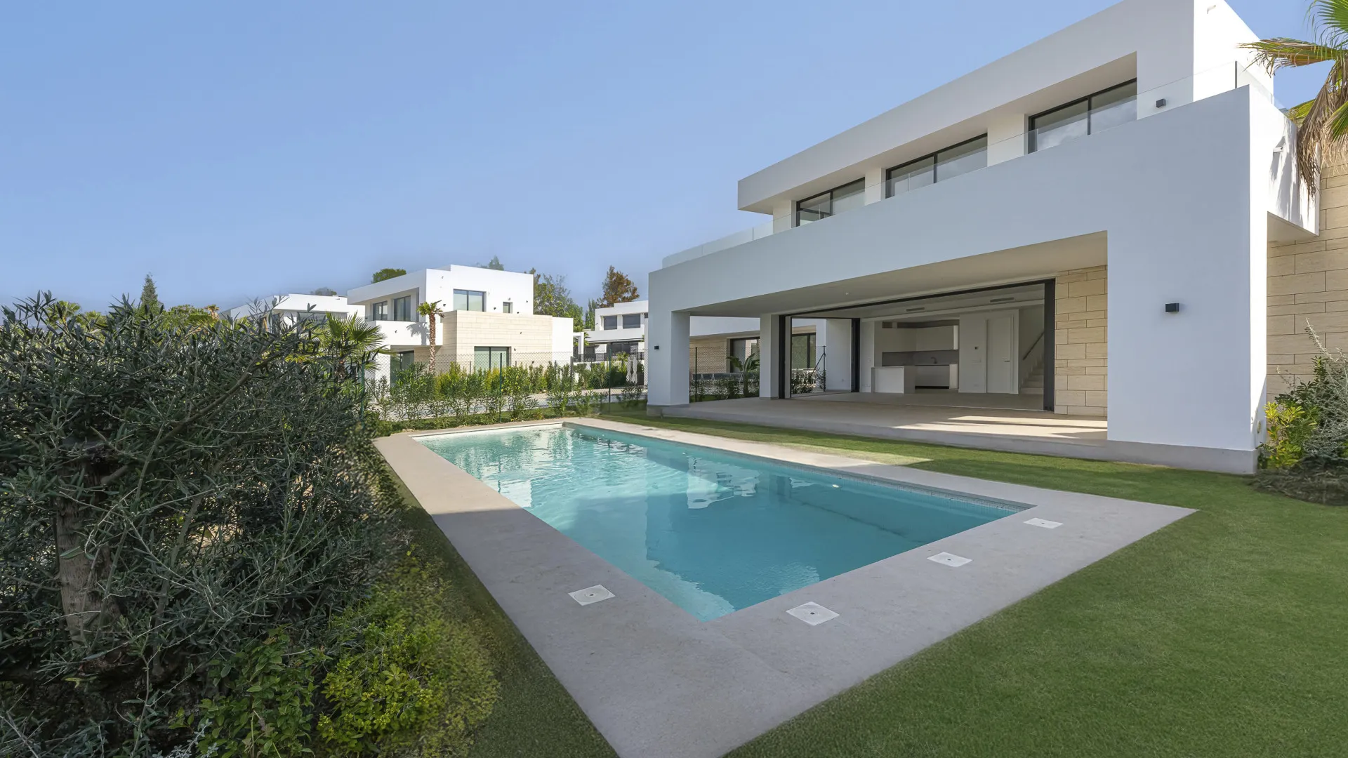 La Finca de Marbella 4 bedrooms villa for sale
