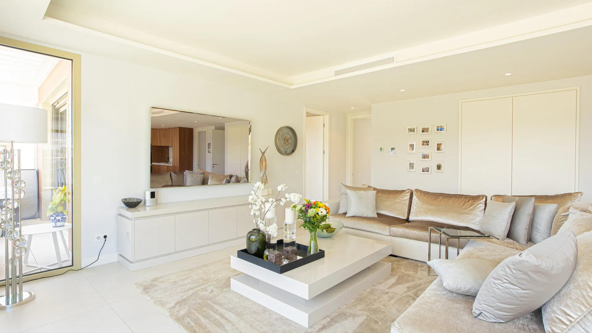 Buy duplex penthouse in Benalús