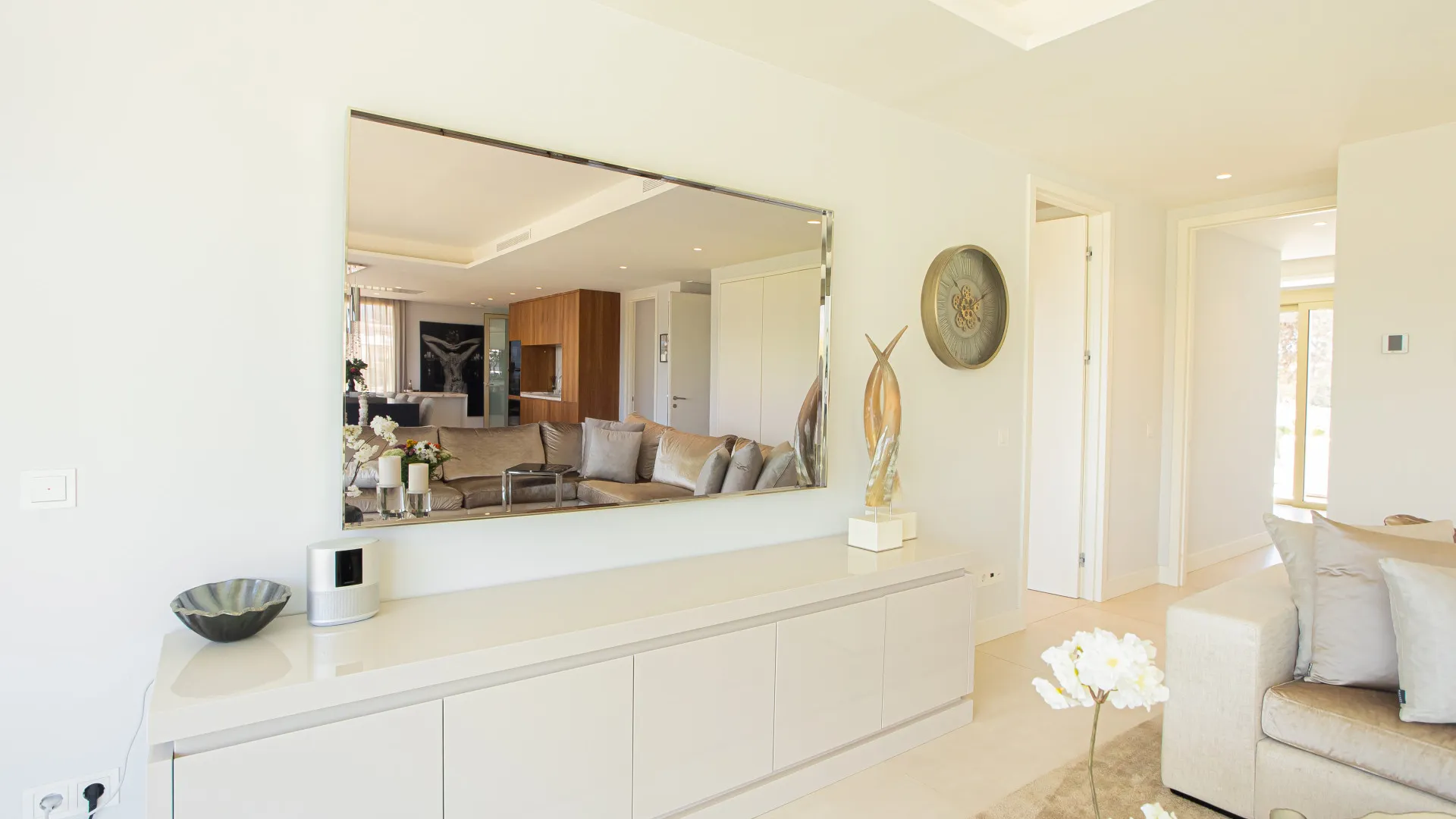 Buy duplex penthouse in Benalús