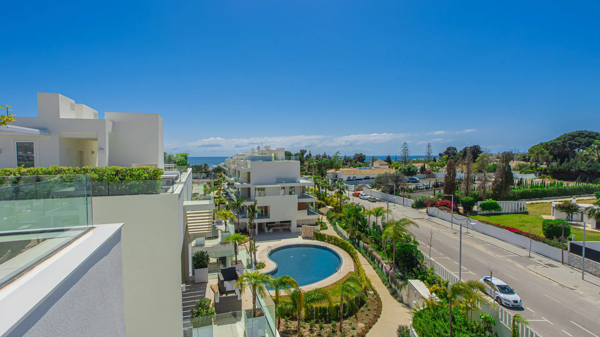Buy duplex penthouse in Benalús