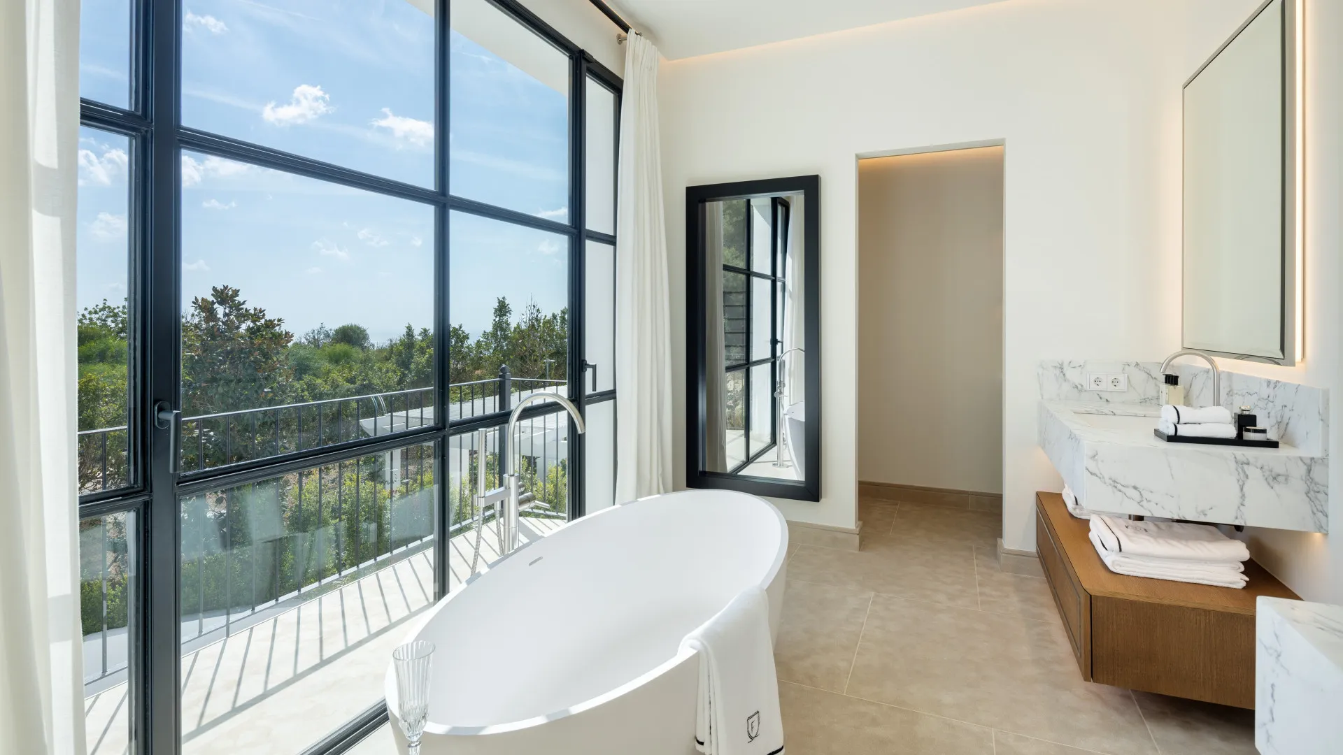 Cascada de Camojan, villa de 6 dormitorios en venta