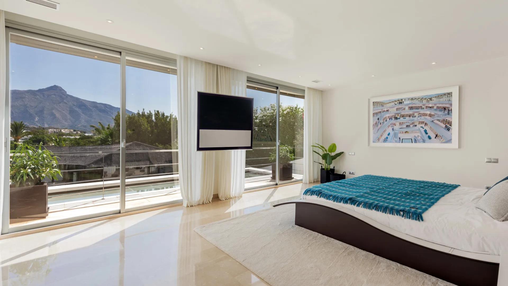 Villa con 7 dormitorios en venta en Las Brisas