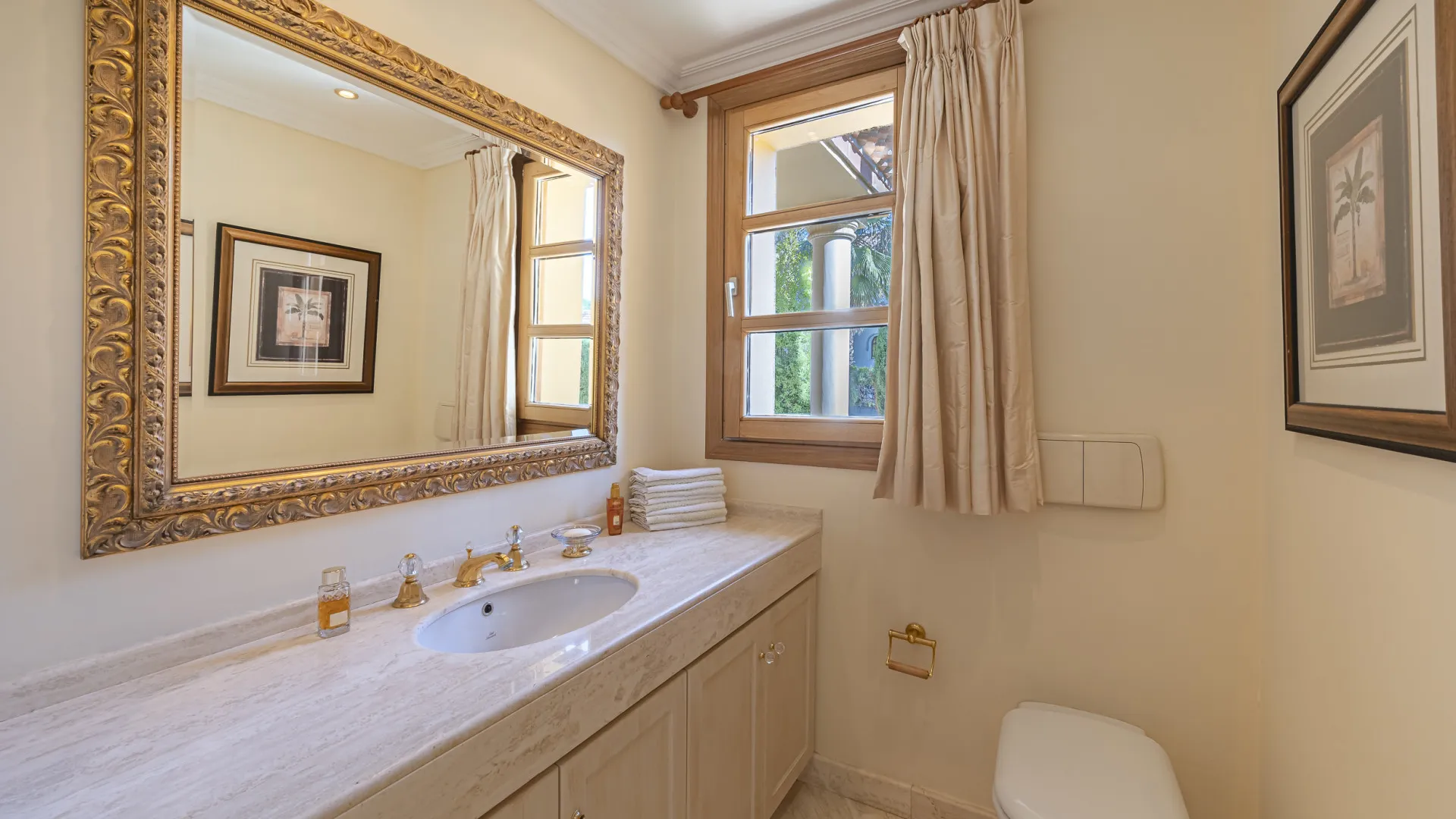 For sale Las Brisas 5 bedrooms villa