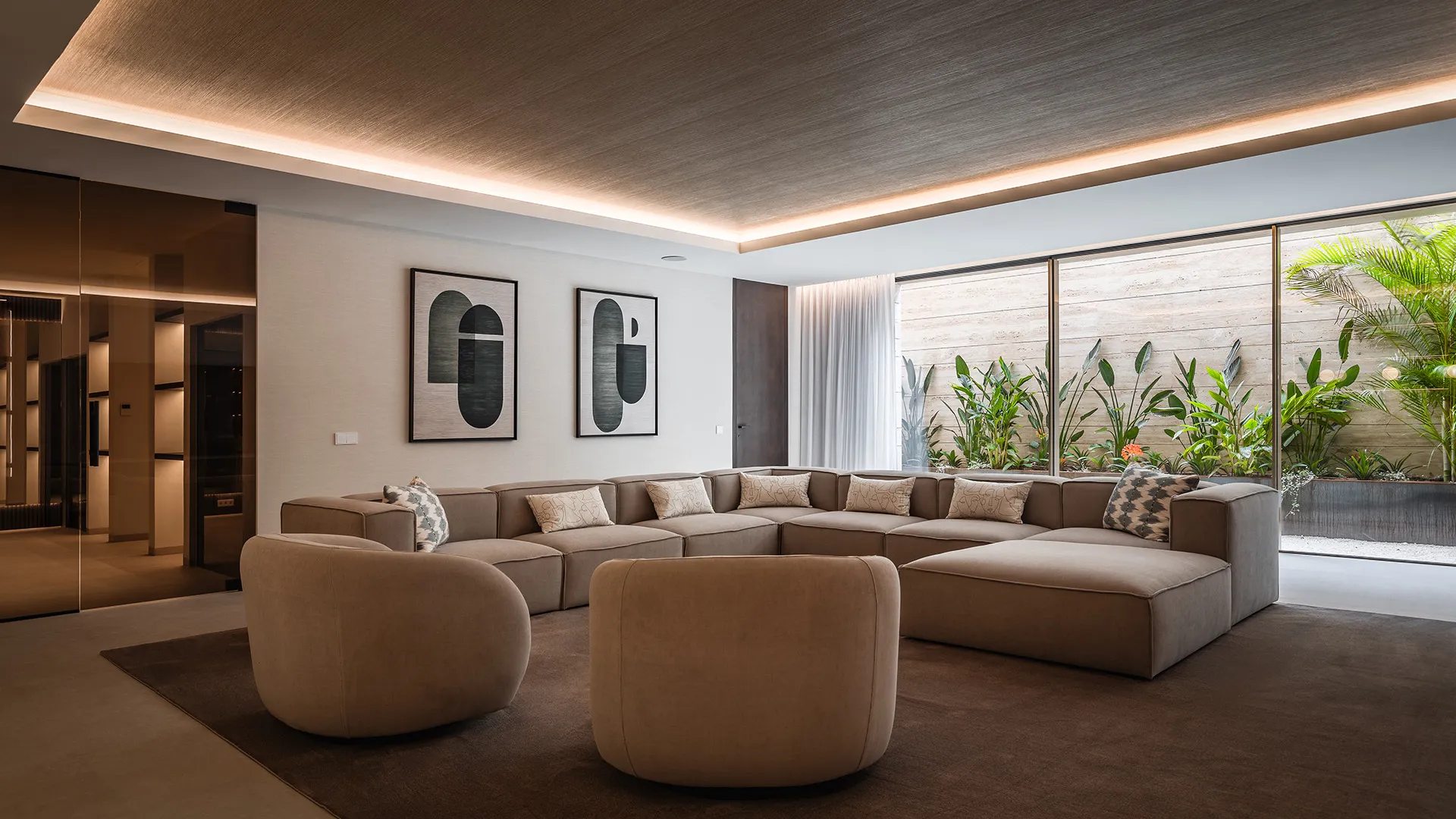 For sale villa with 5 bedrooms in Benahavis