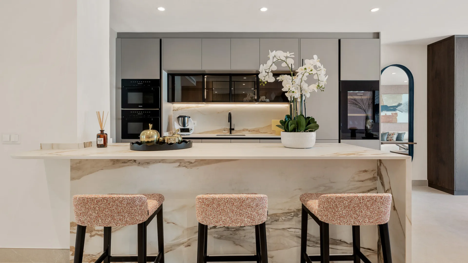 Comprar apartamento con 3 dormitorios en Los Monteros Palm Beach