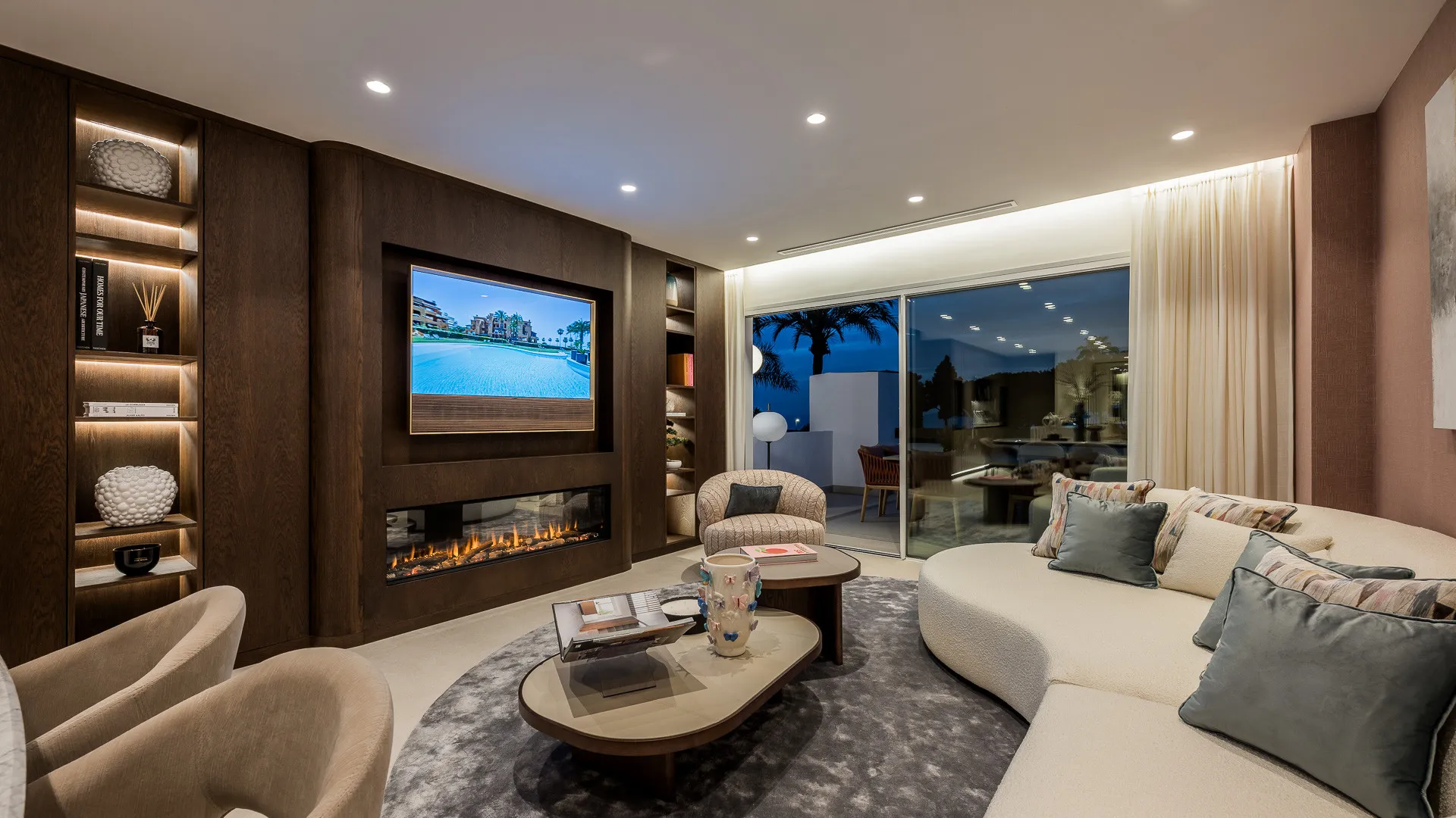 Comprar apartamento con 3 dormitorios en Los Monteros Palm Beach