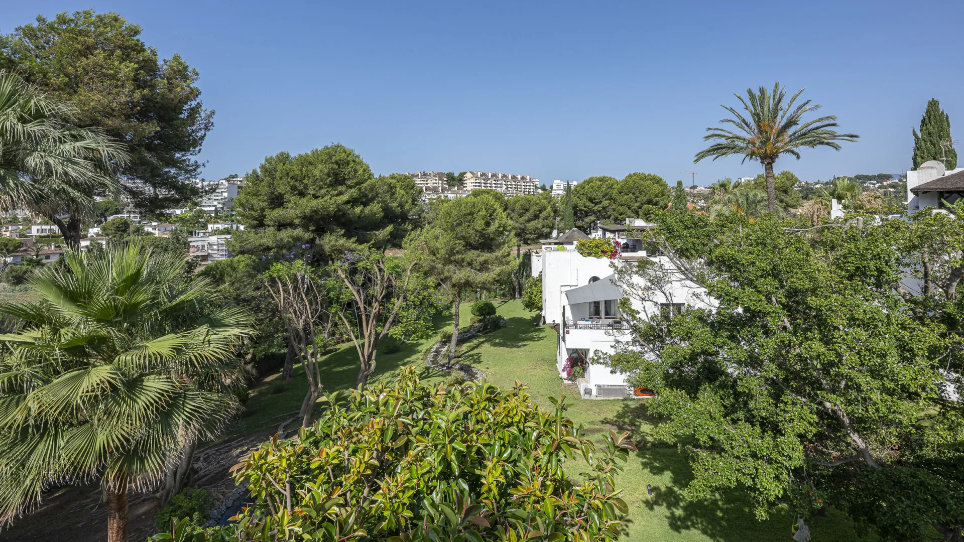 For sale Atalaya de Rio Verde villa