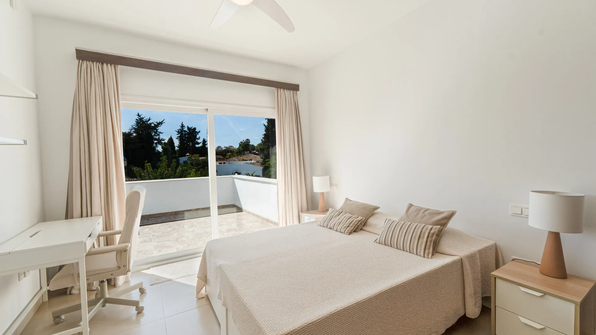 Villa for sale in Marbella City