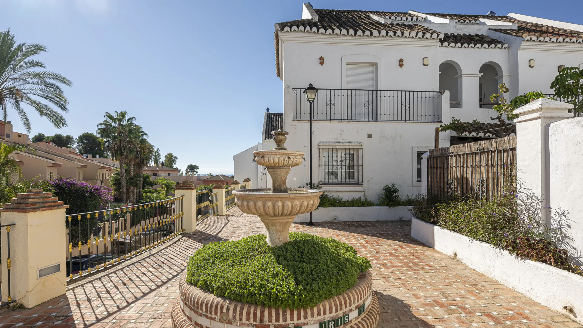 Adosado con 3 dormitorios en venta en Arco Iris
