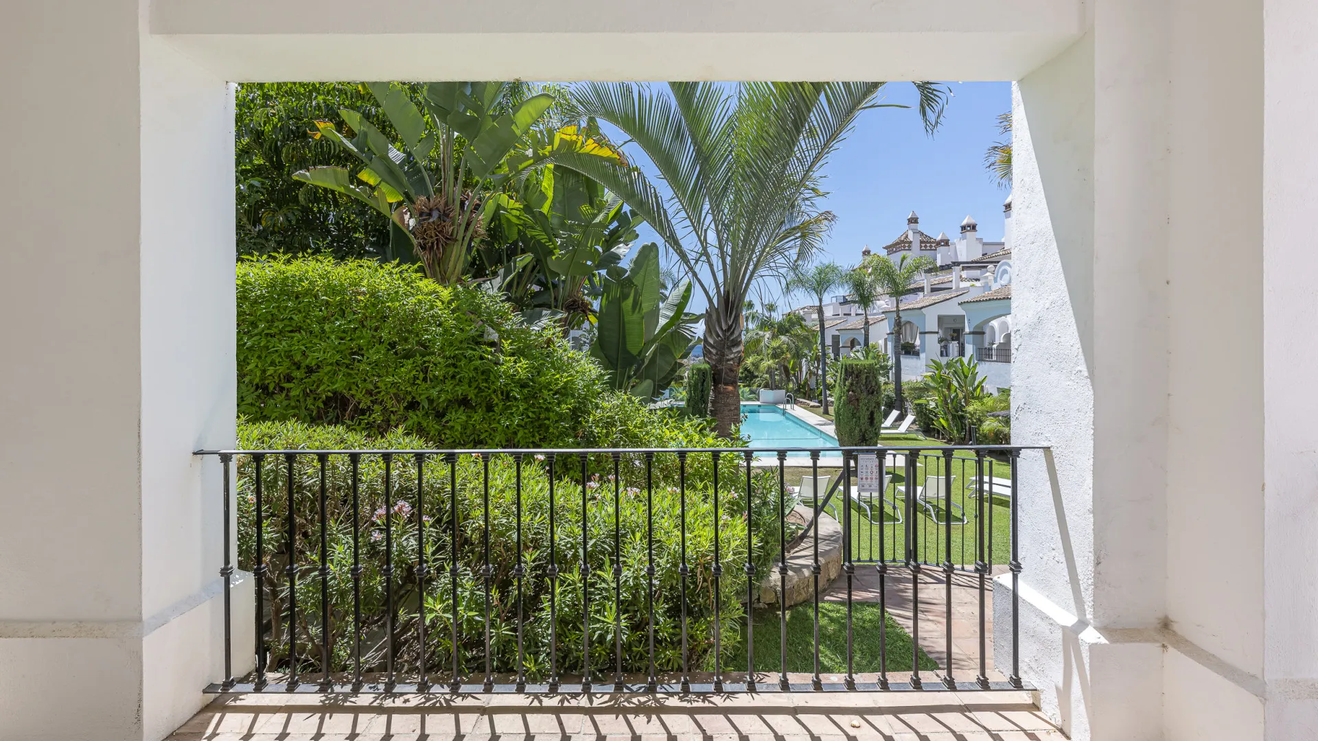 Ground floor apartment for sale in Montebello Hills