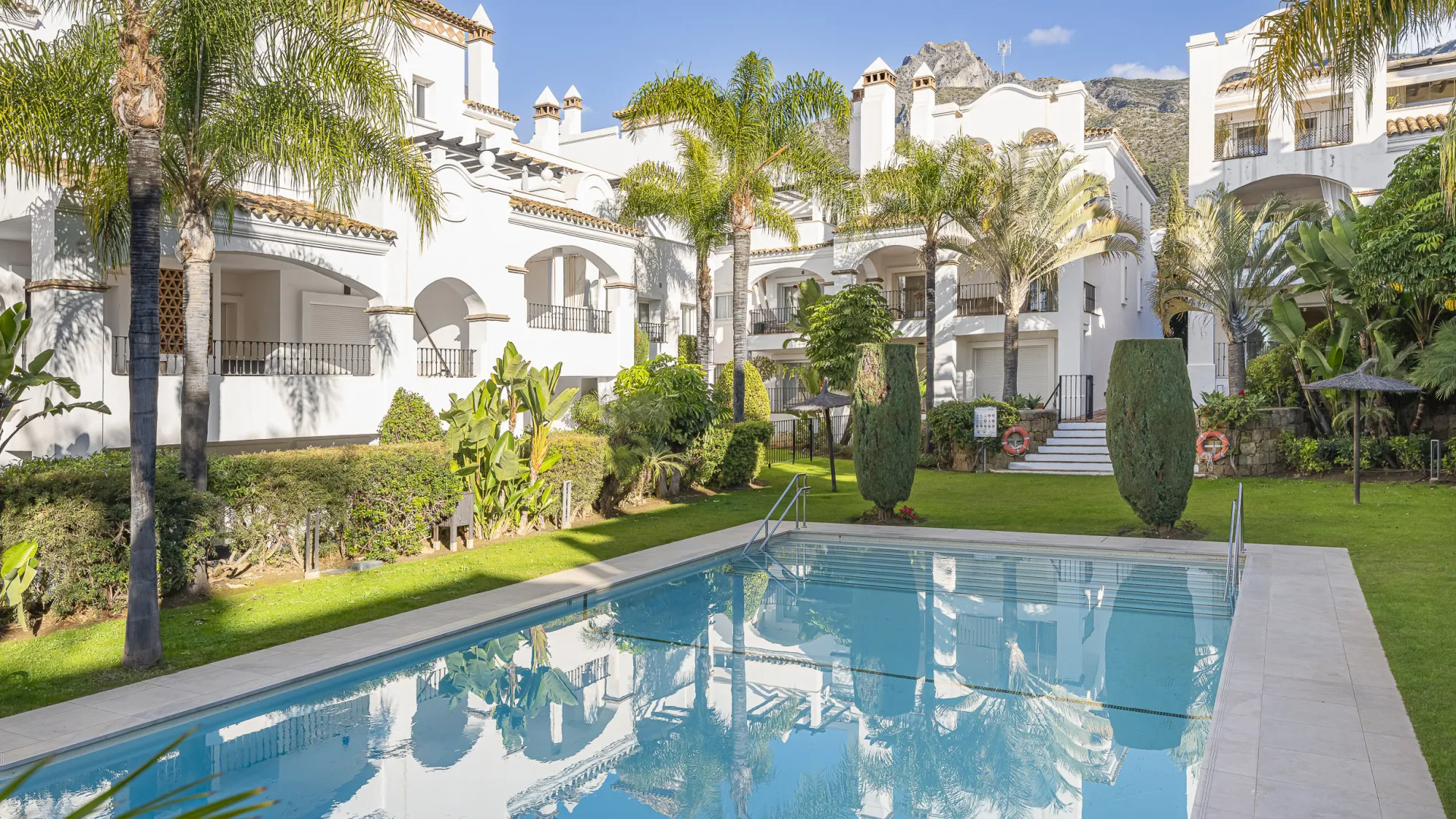 Ground floor apartment for sale in Montebello Hills