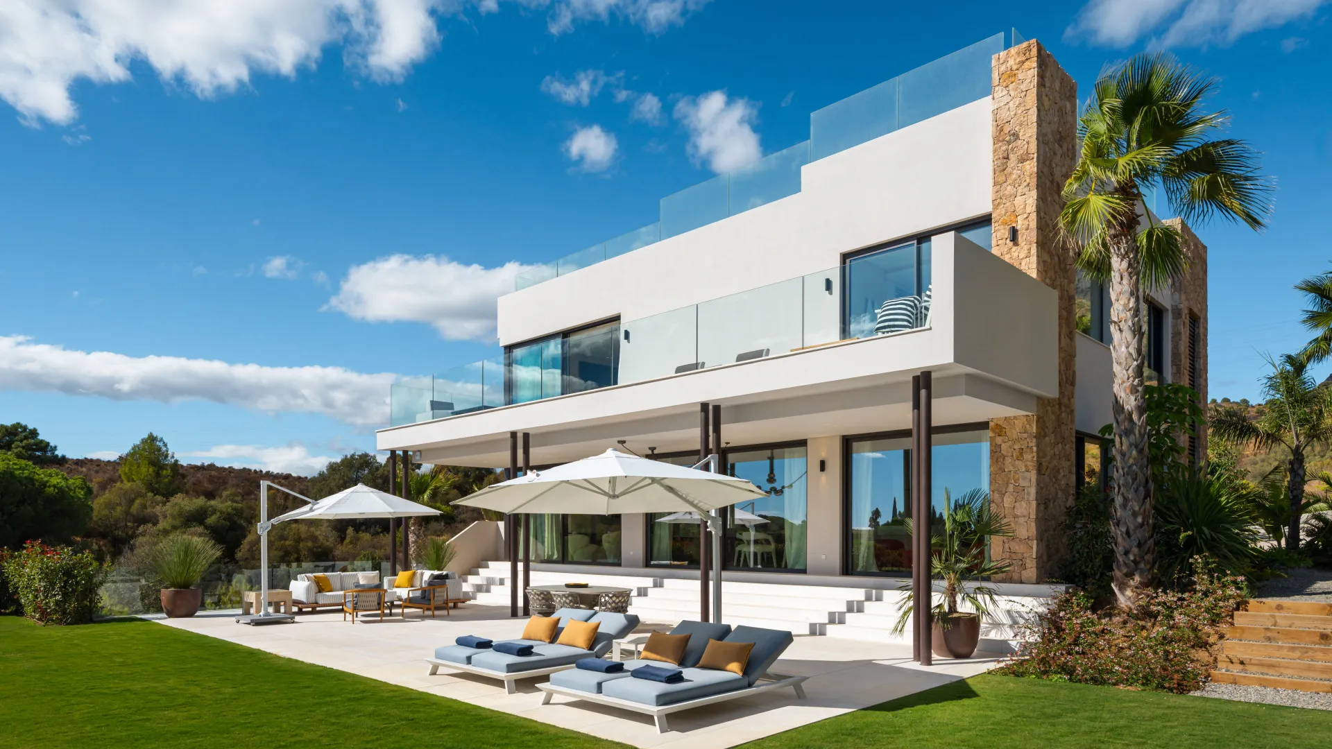 Villa de 5 dormitorios a la venta en Marbella Hill Club