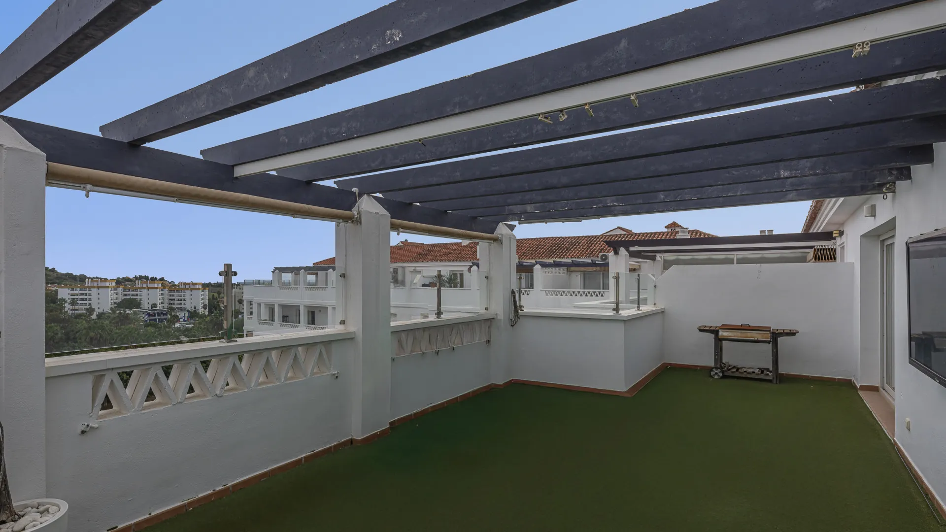 For sale La Campana penthouse
