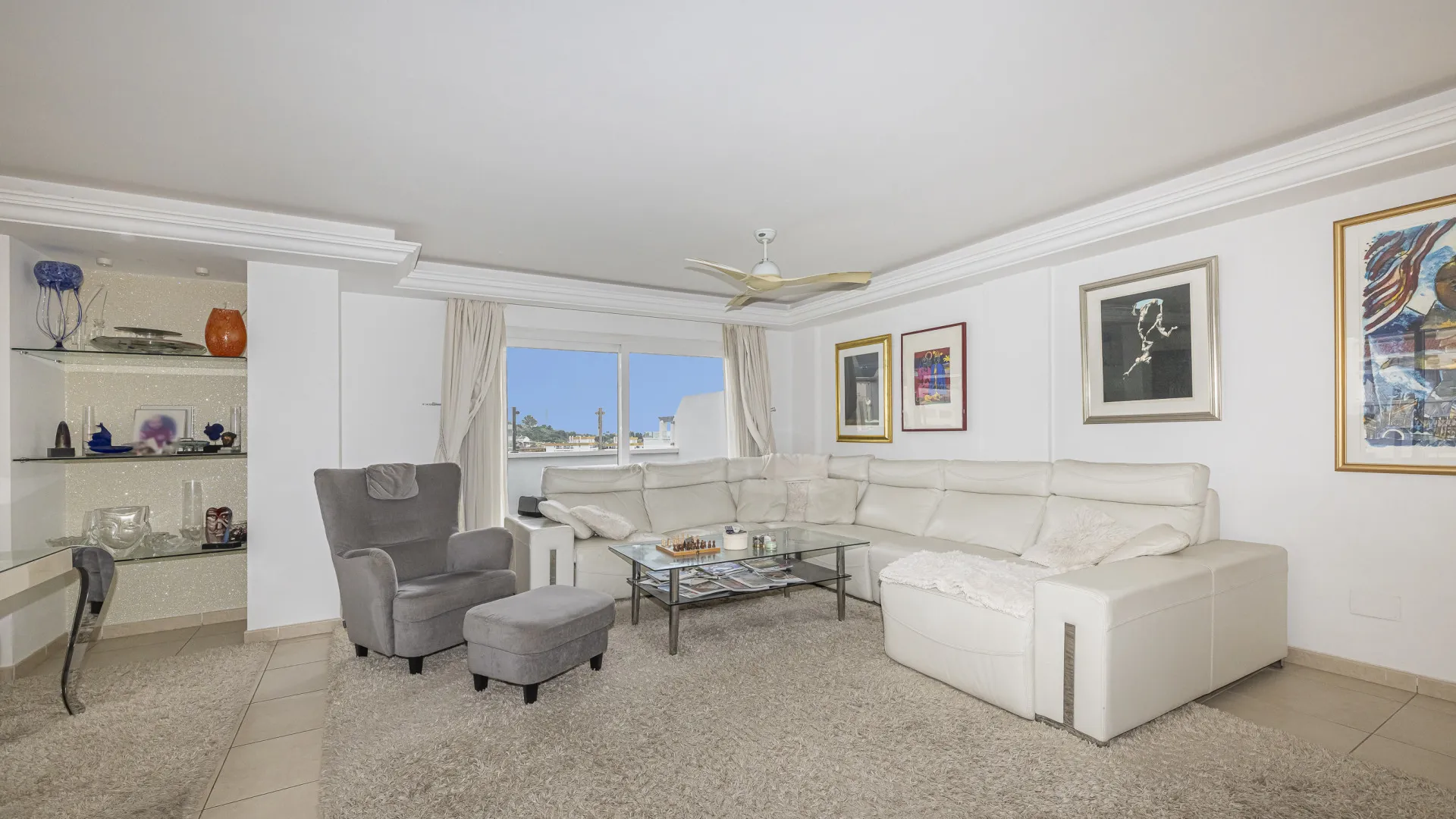 For sale La Campana penthouse
