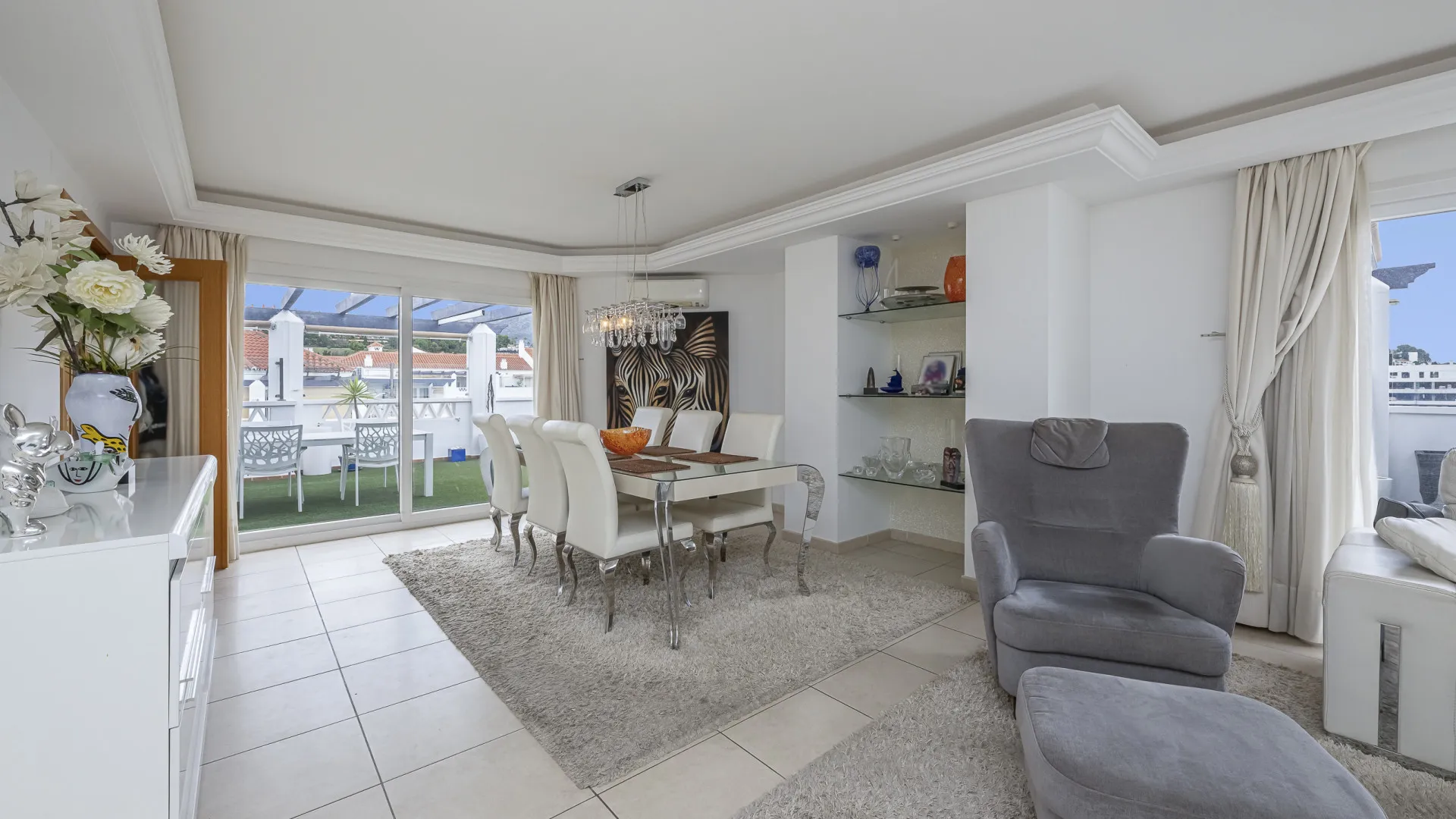 For sale La Campana penthouse