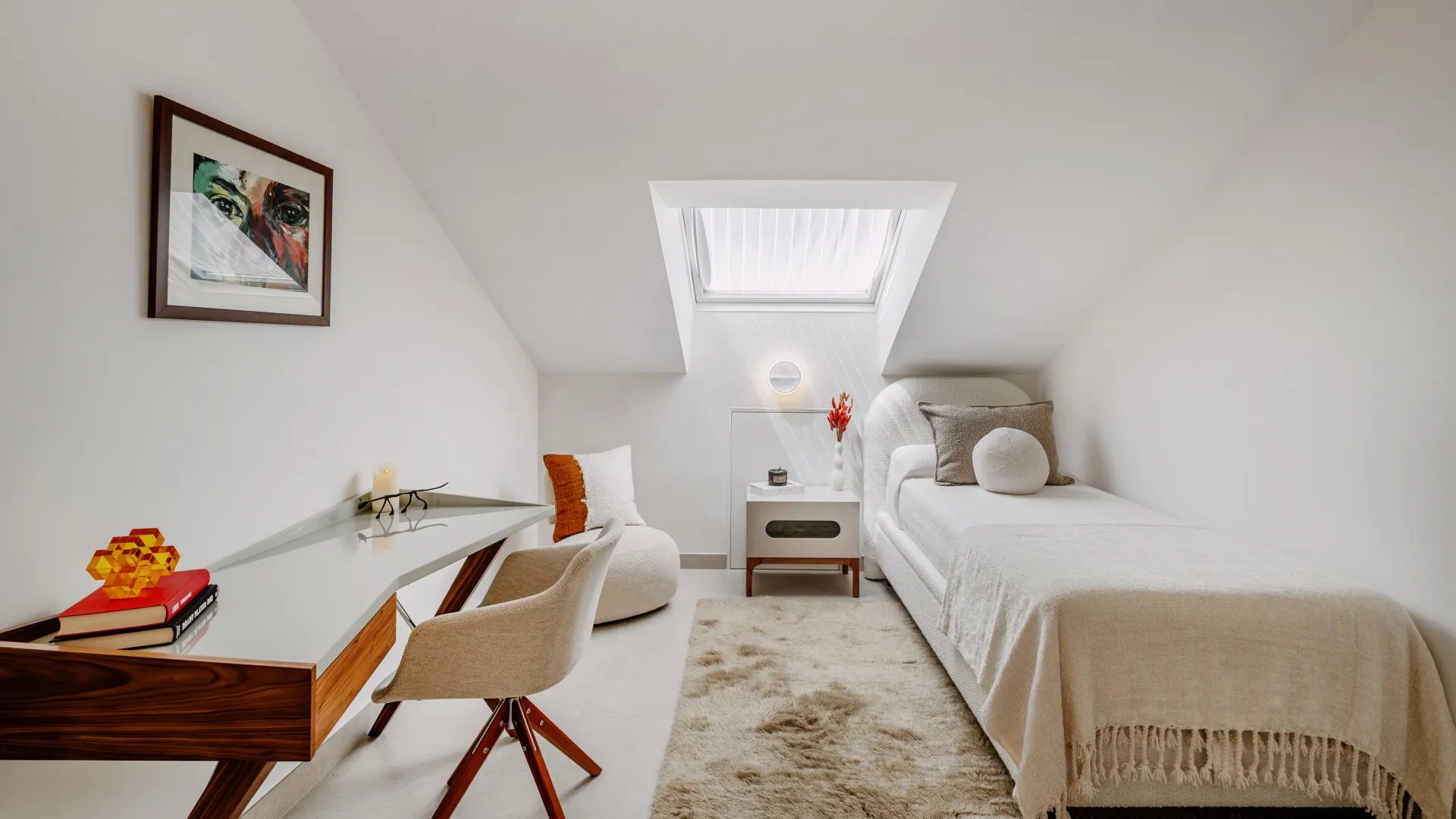 Atico duplex con 5 dormitorios en venta en Las Lolas