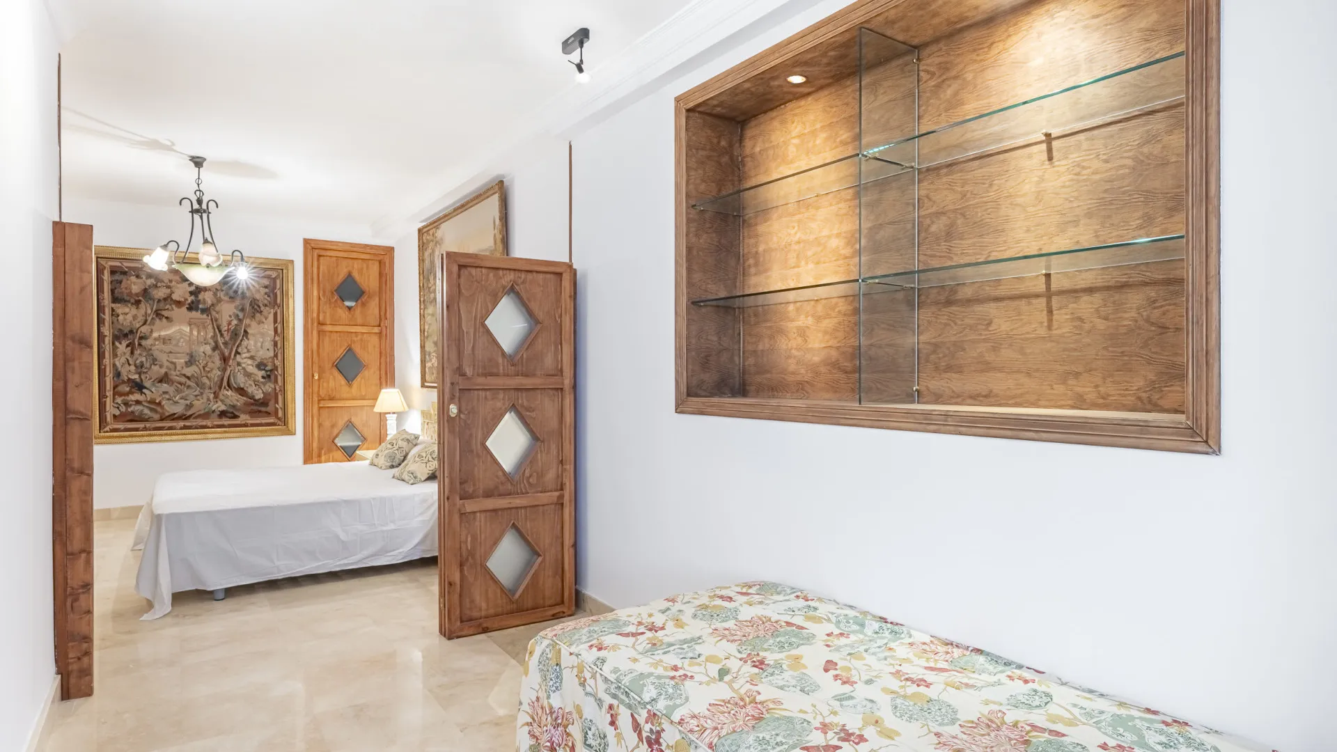 2 bedrooms apartment in Marbella - Puerto Banus for sale