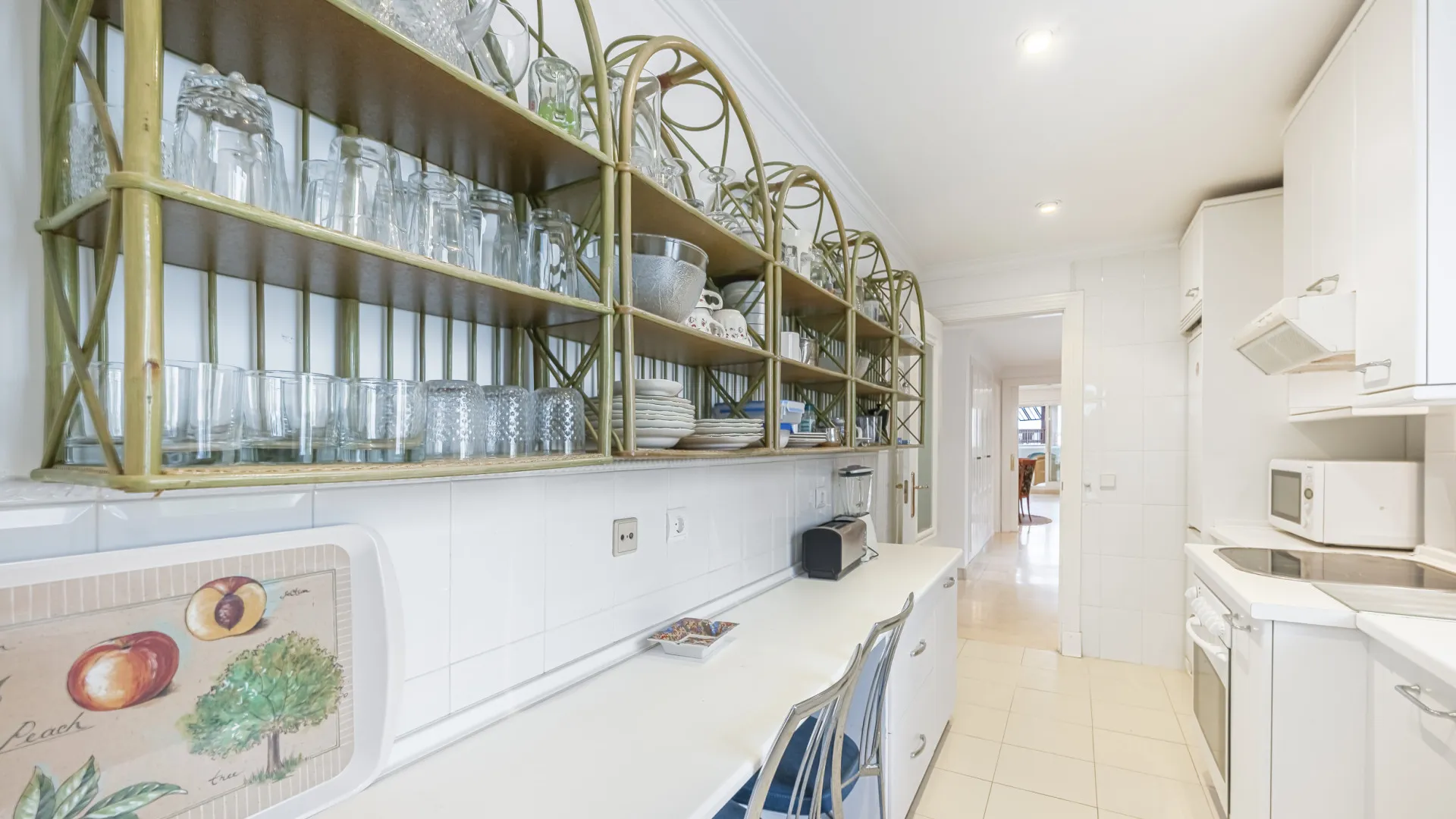 2 bedrooms apartment in Marbella - Puerto Banus for sale