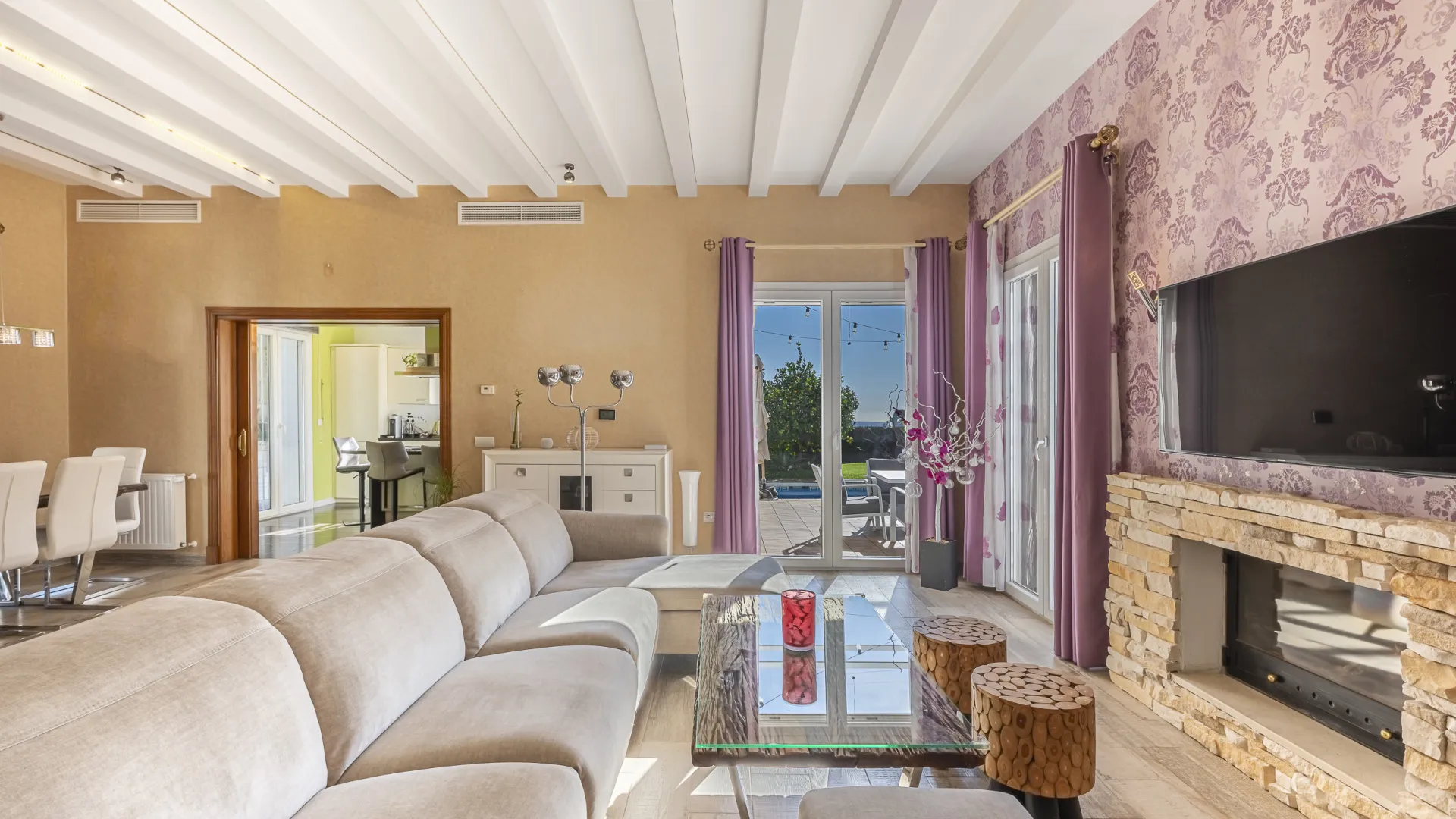Se vende villa en Carretera de Istan de 4 dormitorios