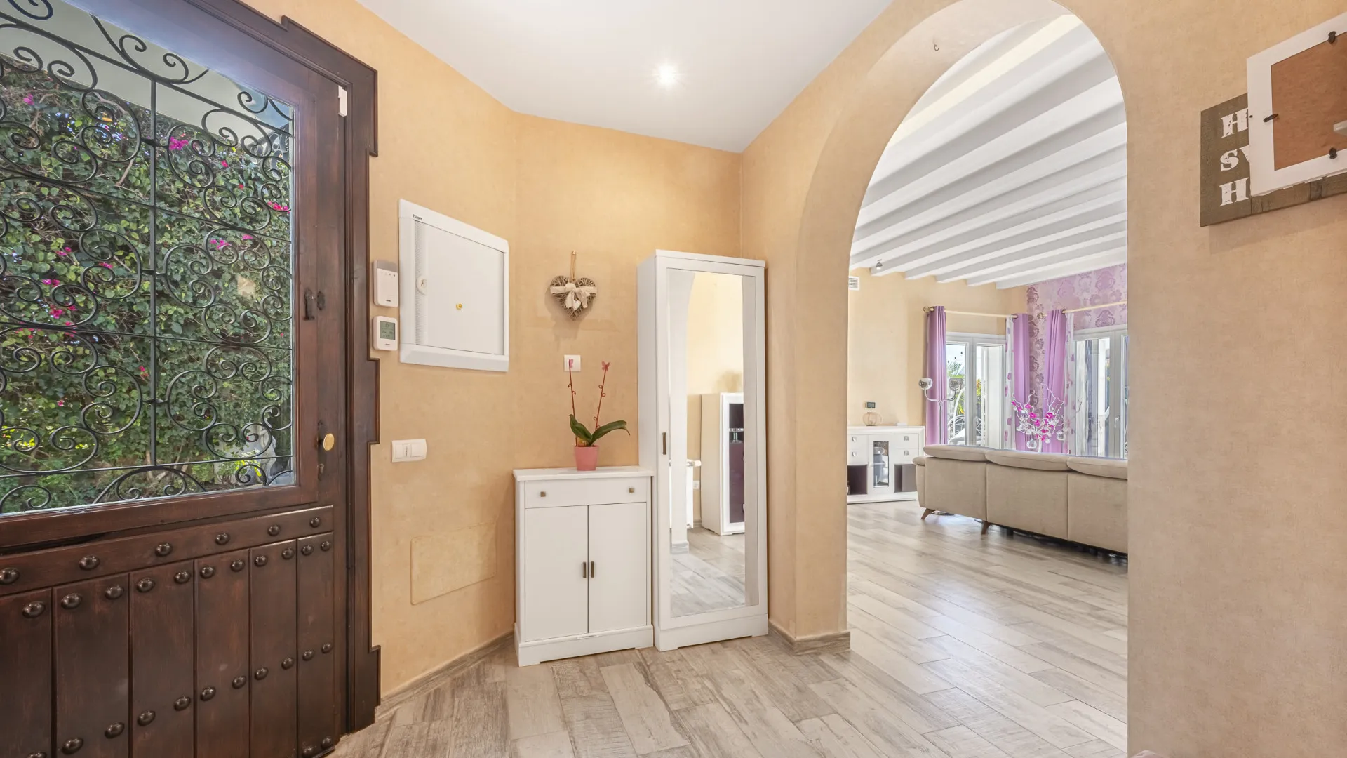 Se vende villa en Carretera de Istan de 4 dormitorios
