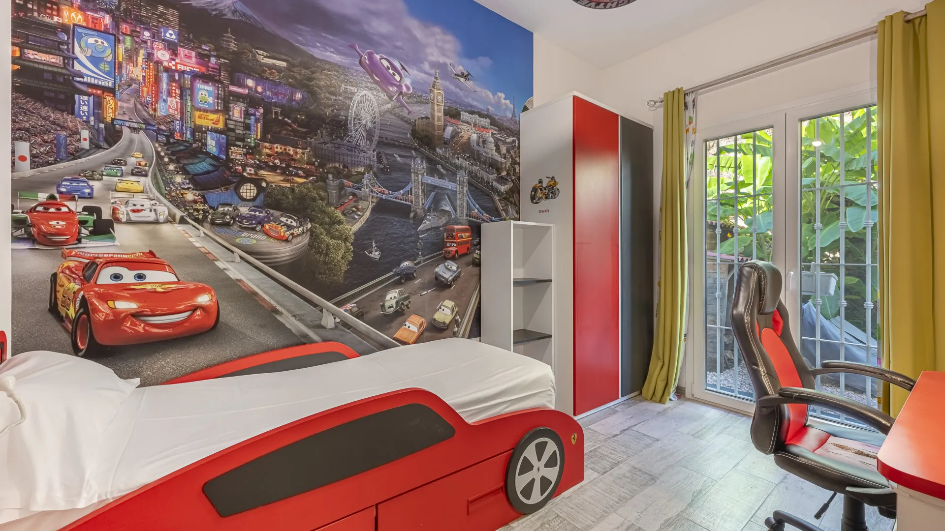 Se vende villa en Carretera de Istan de 4 dormitorios