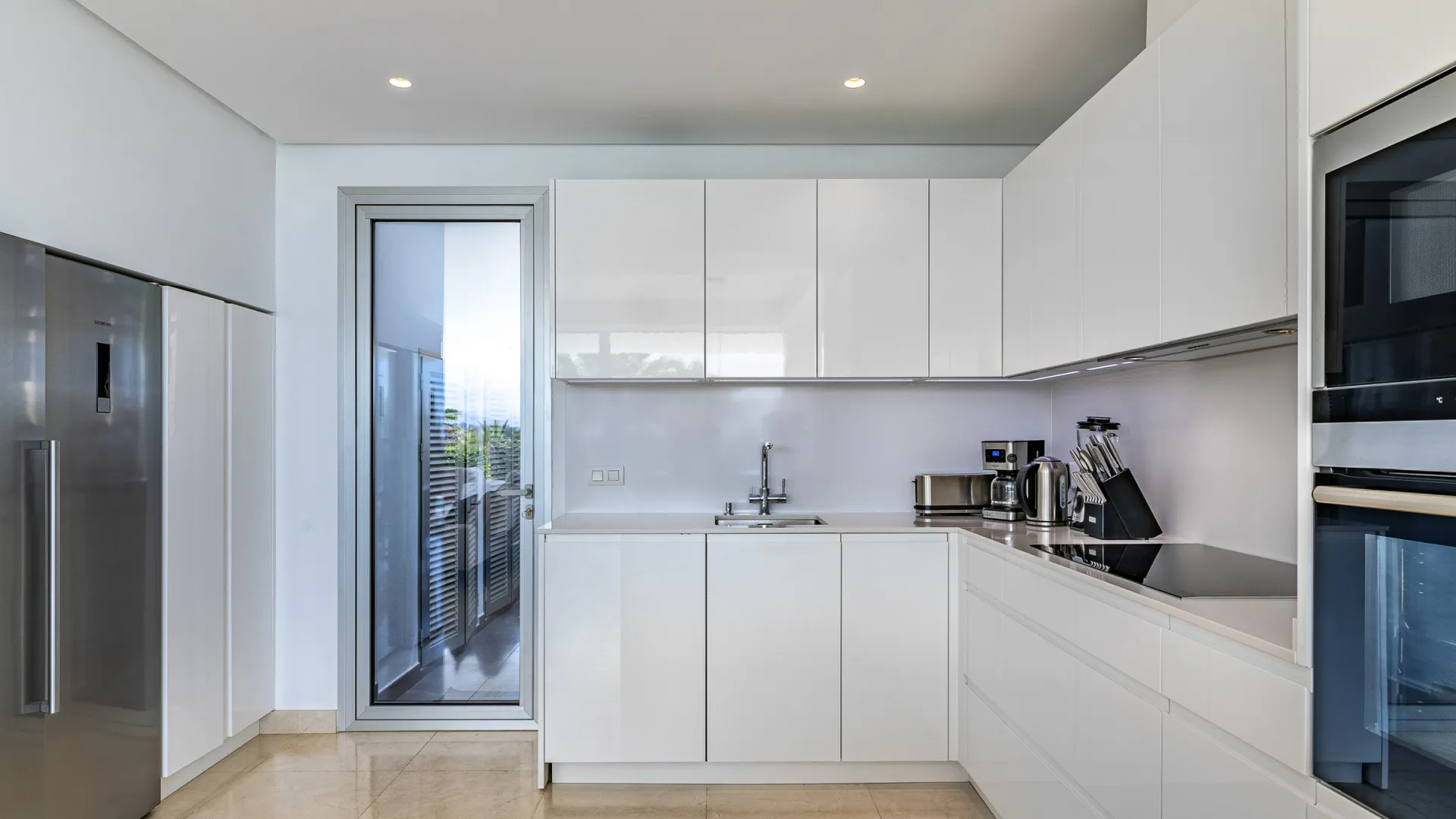 Buy villa in Rio Real