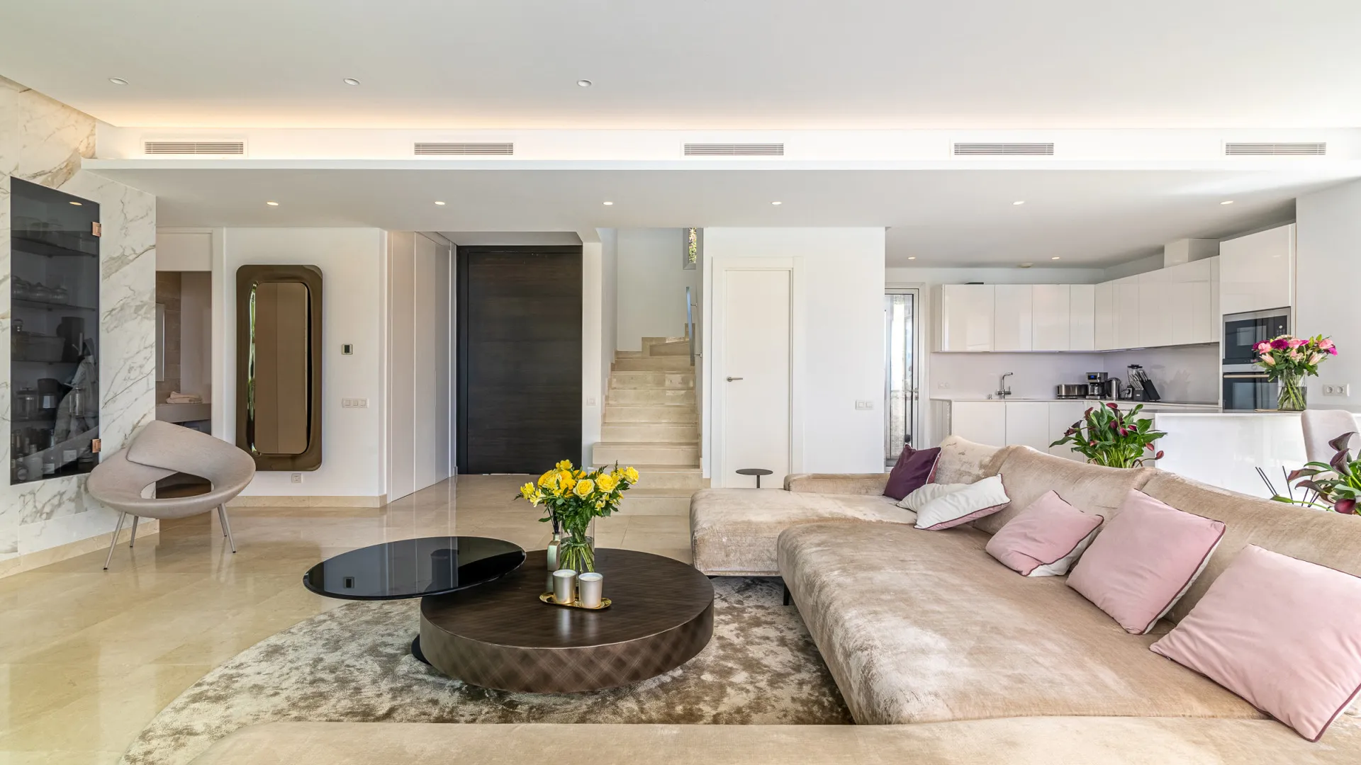 Buy villa in Rio Real