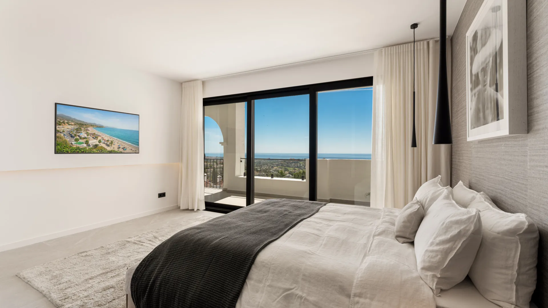 Duplex en venta en Las Colinas de Marbella con 3 dormitorios