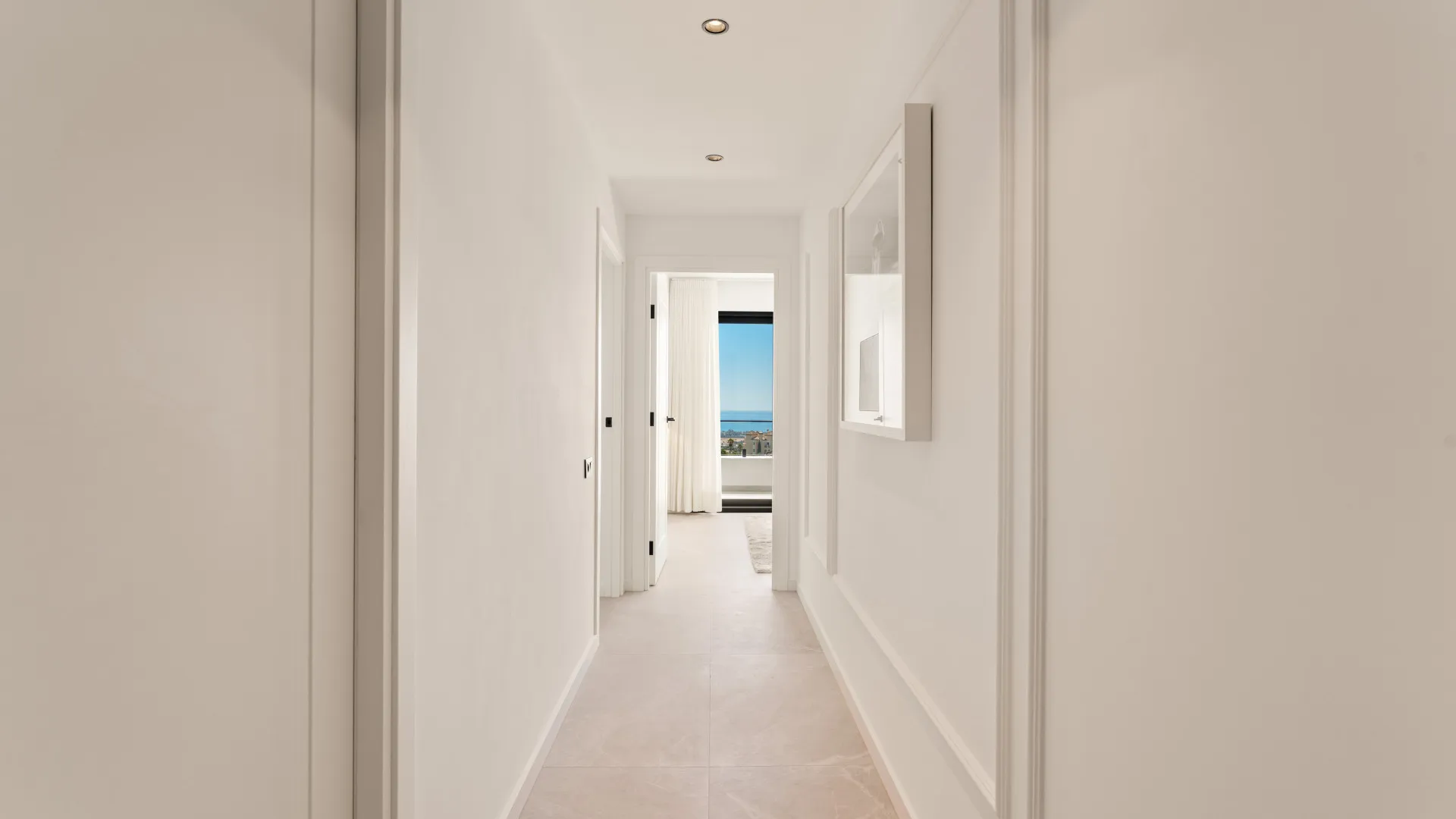 Duplex en venta en Las Colinas de Marbella con 3 dormitorios