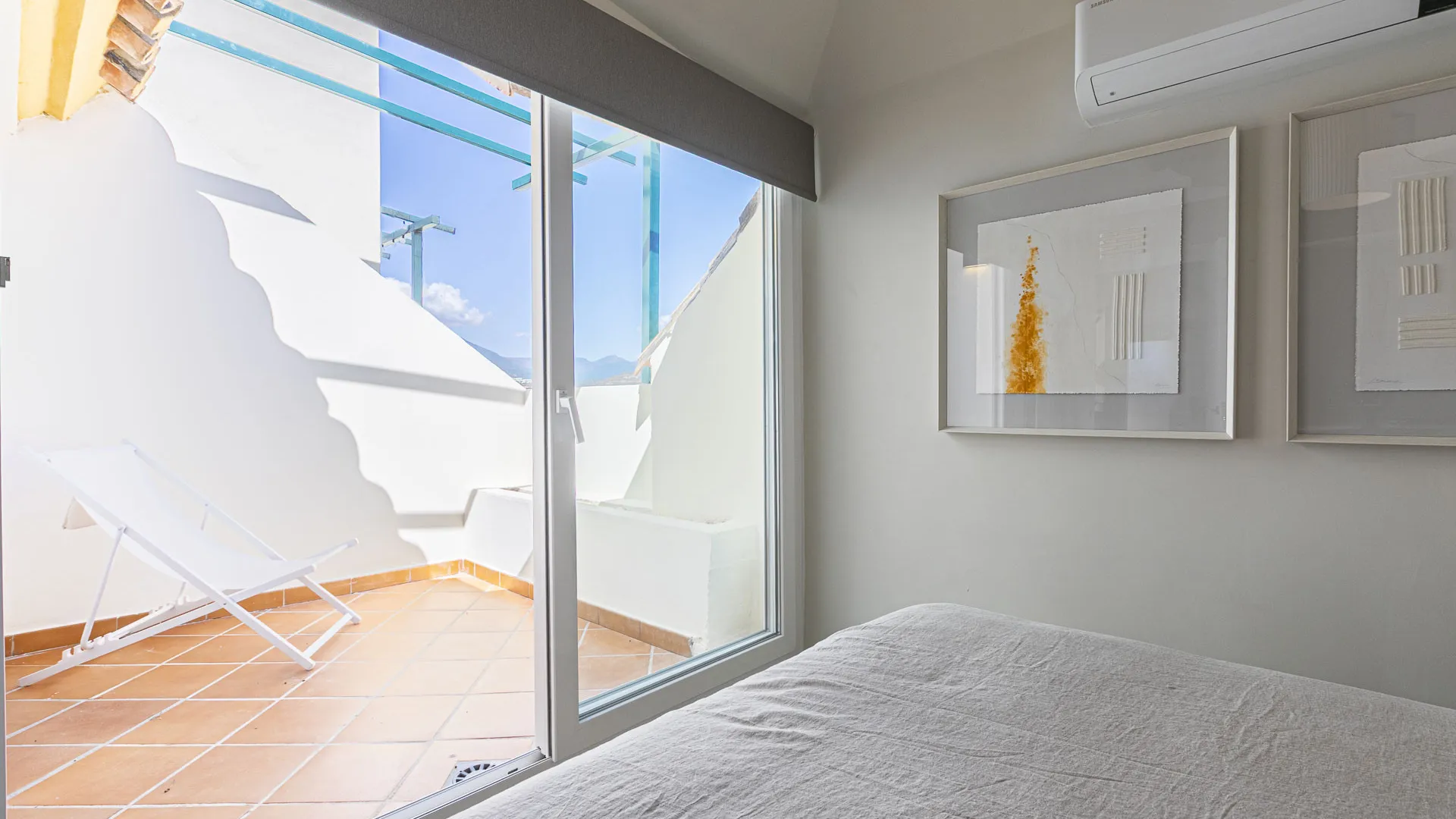 Se vende Ático en Señorio de Aloha con 3 dormitorios