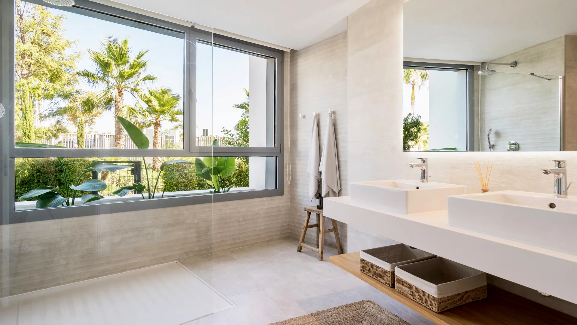 Santa Clara, apartamento planta baja en venta con 4 dormitorios
