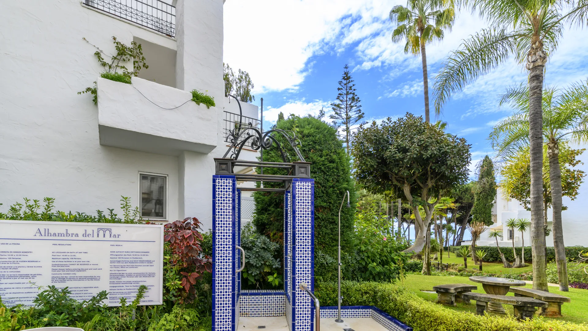 For sale Alhambra del Mar ground floor apartment with 3 bedrooms