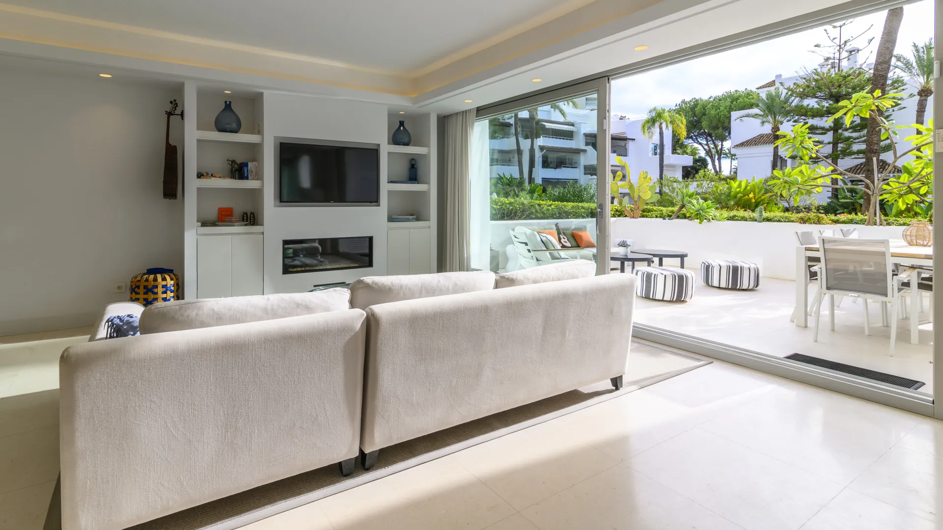 For sale Alhambra del Mar ground floor apartment with 3 bedrooms