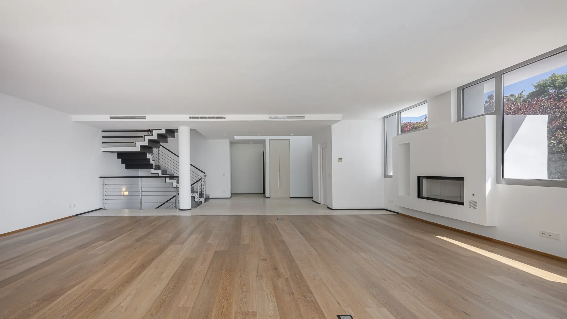 Meisho Hills town house for sale