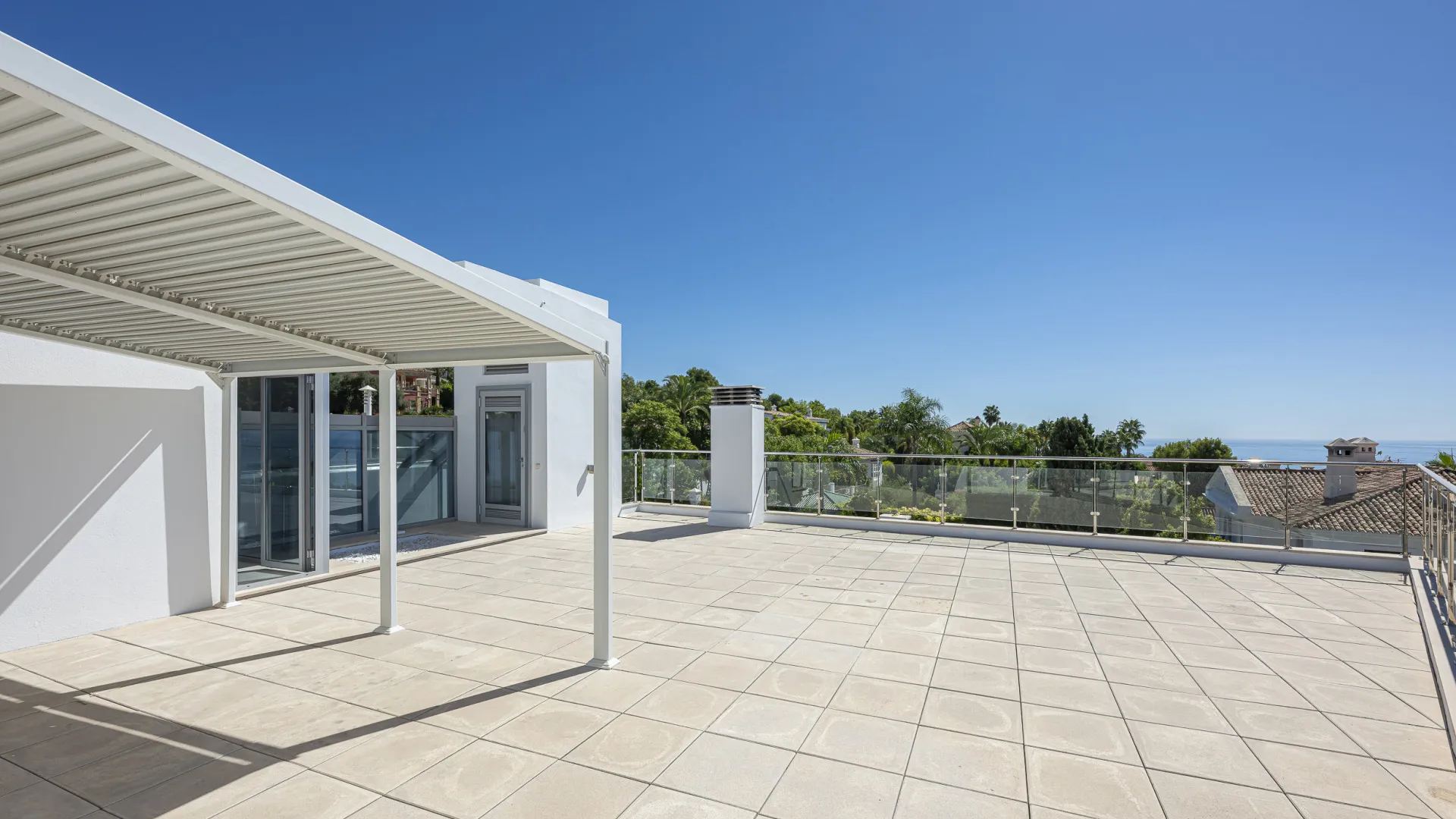 Meisho Hills town house for sale