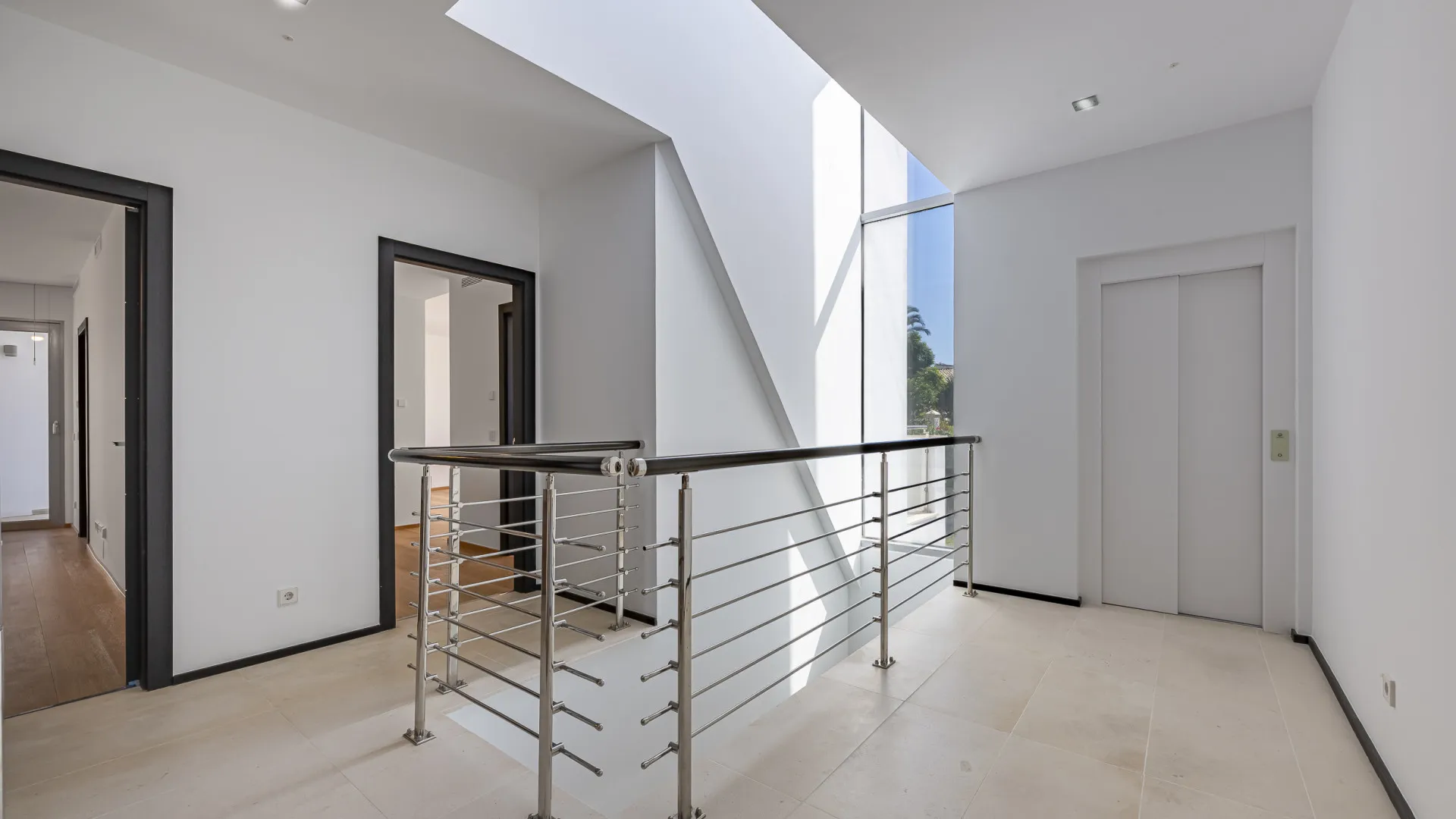 Meisho Hills town house for sale
