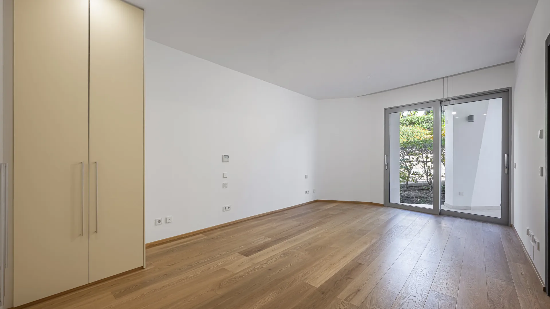 Meisho Hills town house for sale