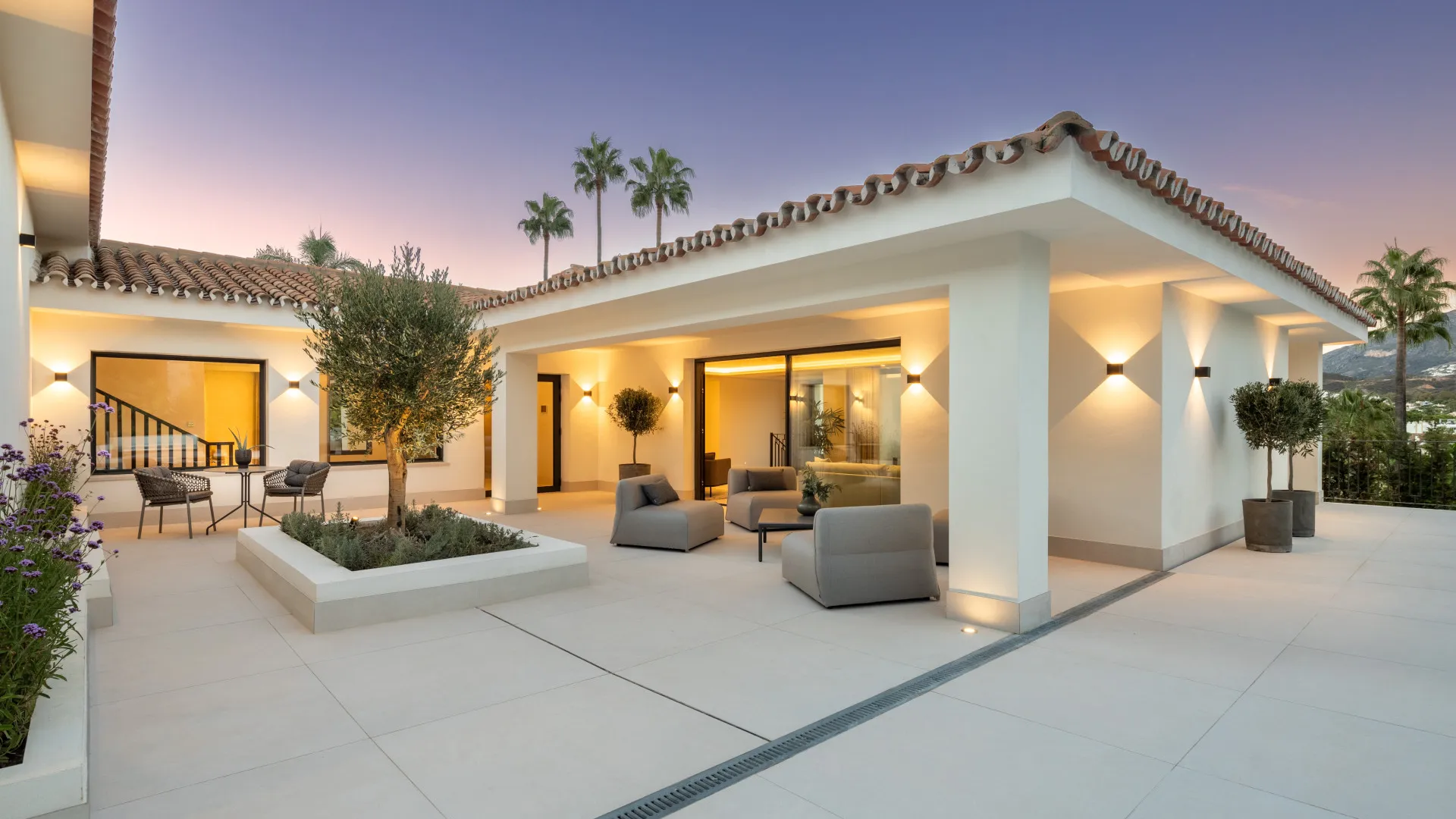 Villa with 5 bedrooms for sale in Las Brisas