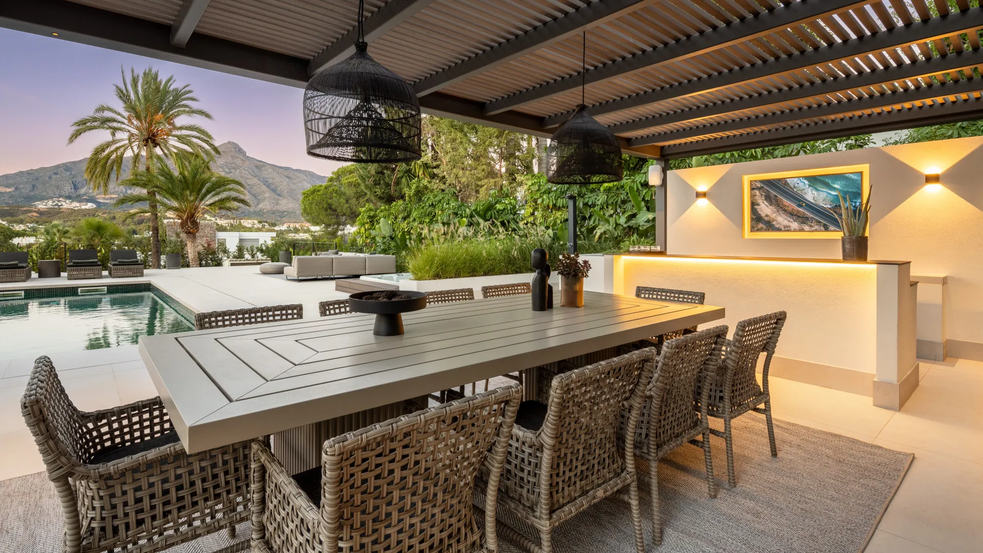Villa with 5 bedrooms for sale in Las Brisas