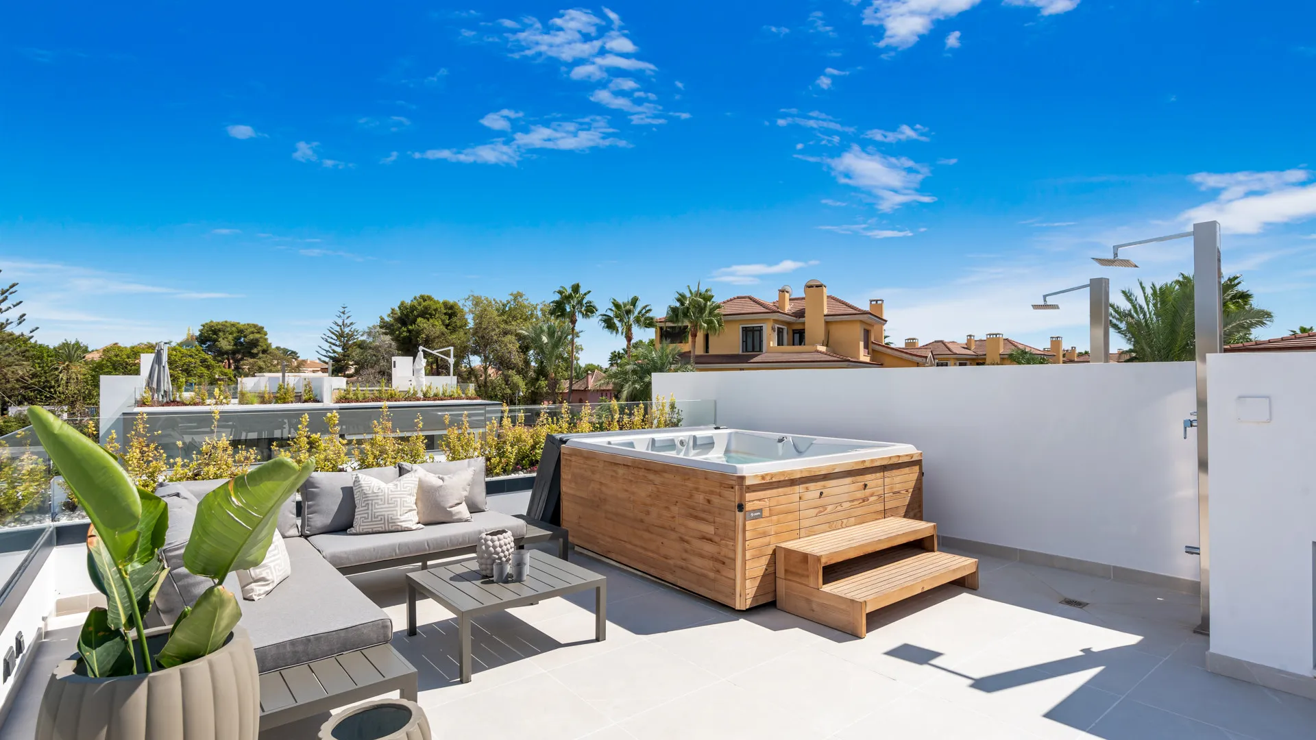 Adosado en venta en Marbella - Puerto Banus con 5 dormitorios