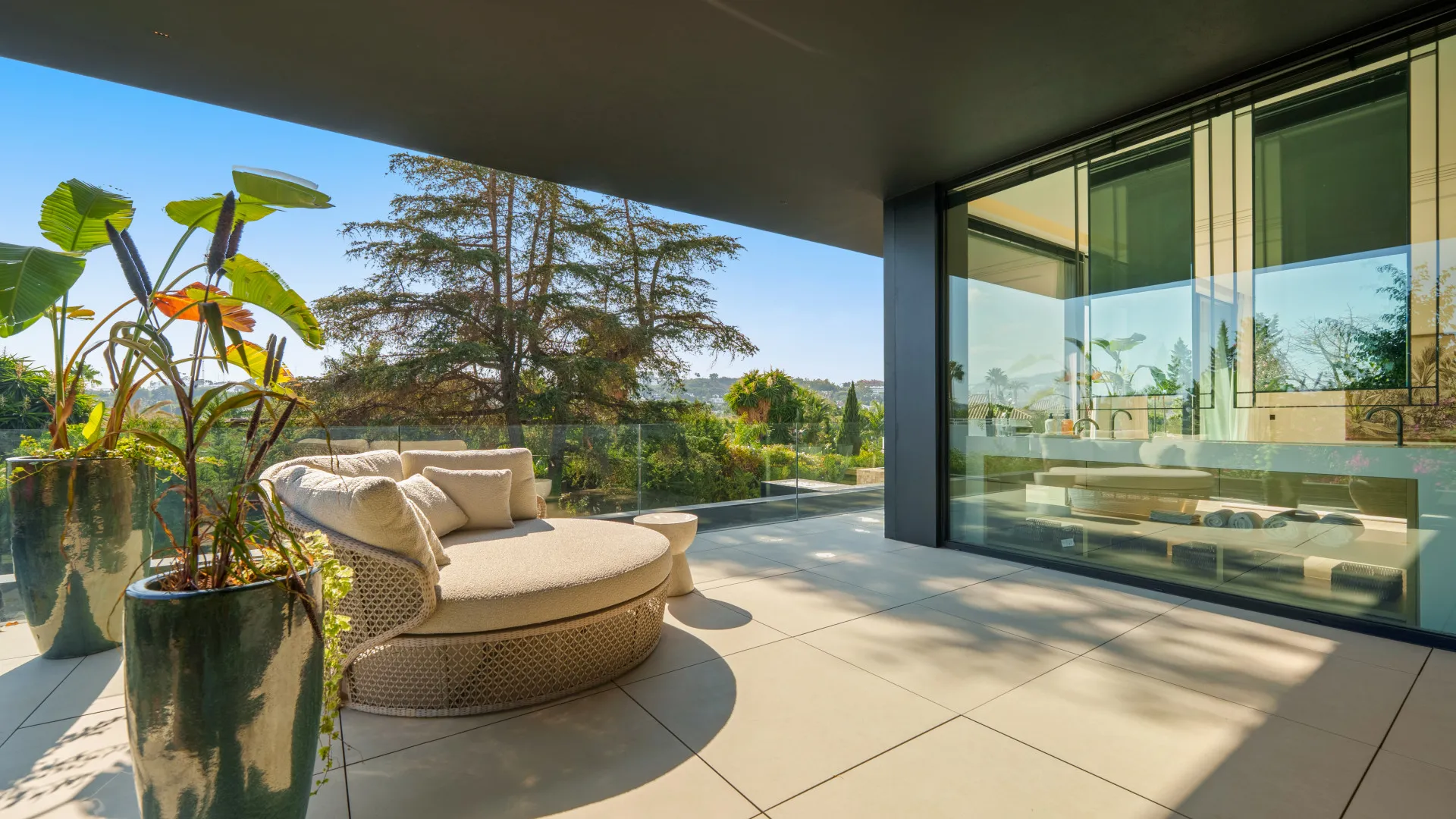 Villa con 6 dormitorios en venta en Parcelas del Golf
