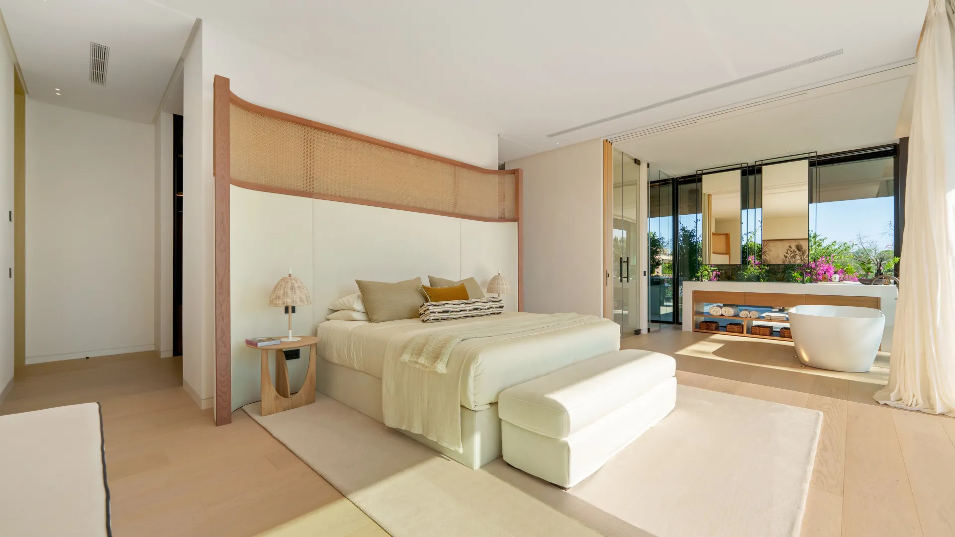 Villa con 6 dormitorios en venta en Parcelas del Golf